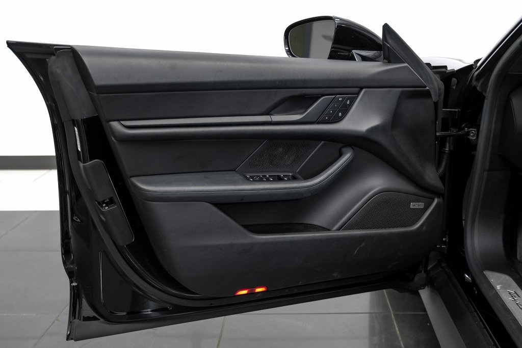 2022 Porsche Taycan 4S AWD