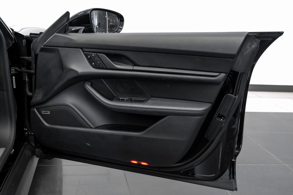 2022 Porsche Taycan 4S AWD