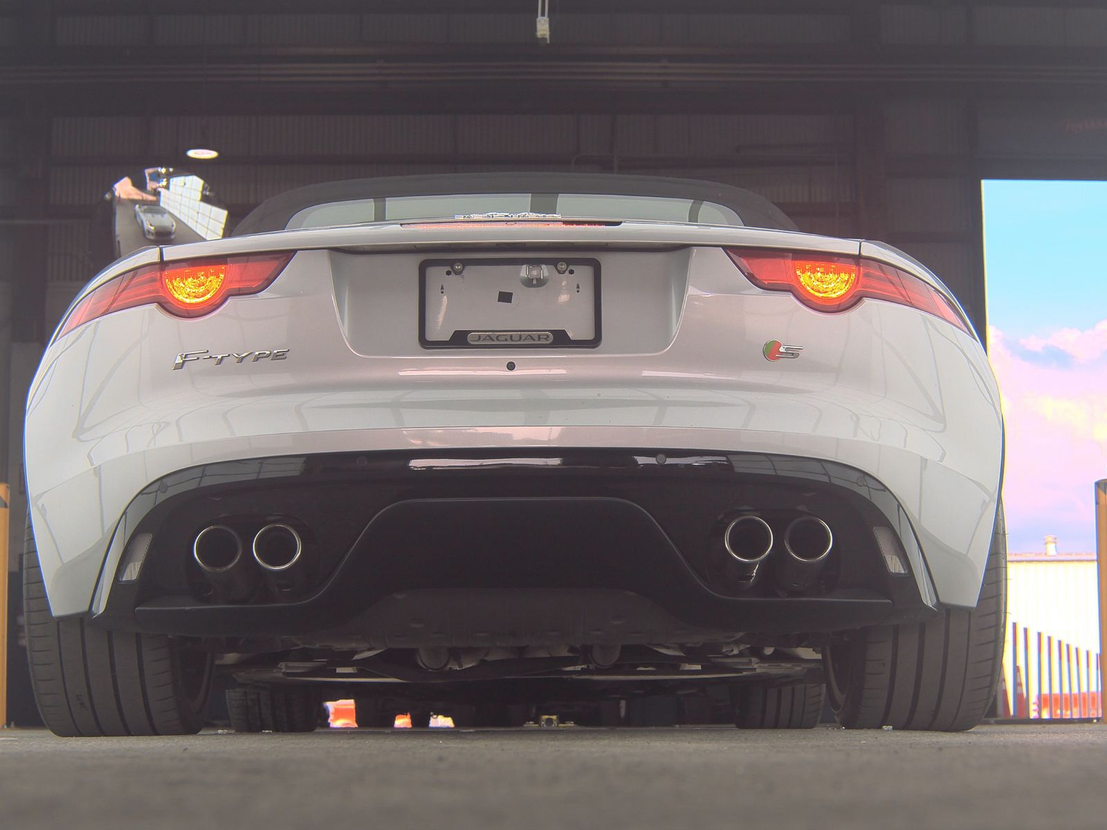 2014 Jaguar F-TYPE V8 S RWD