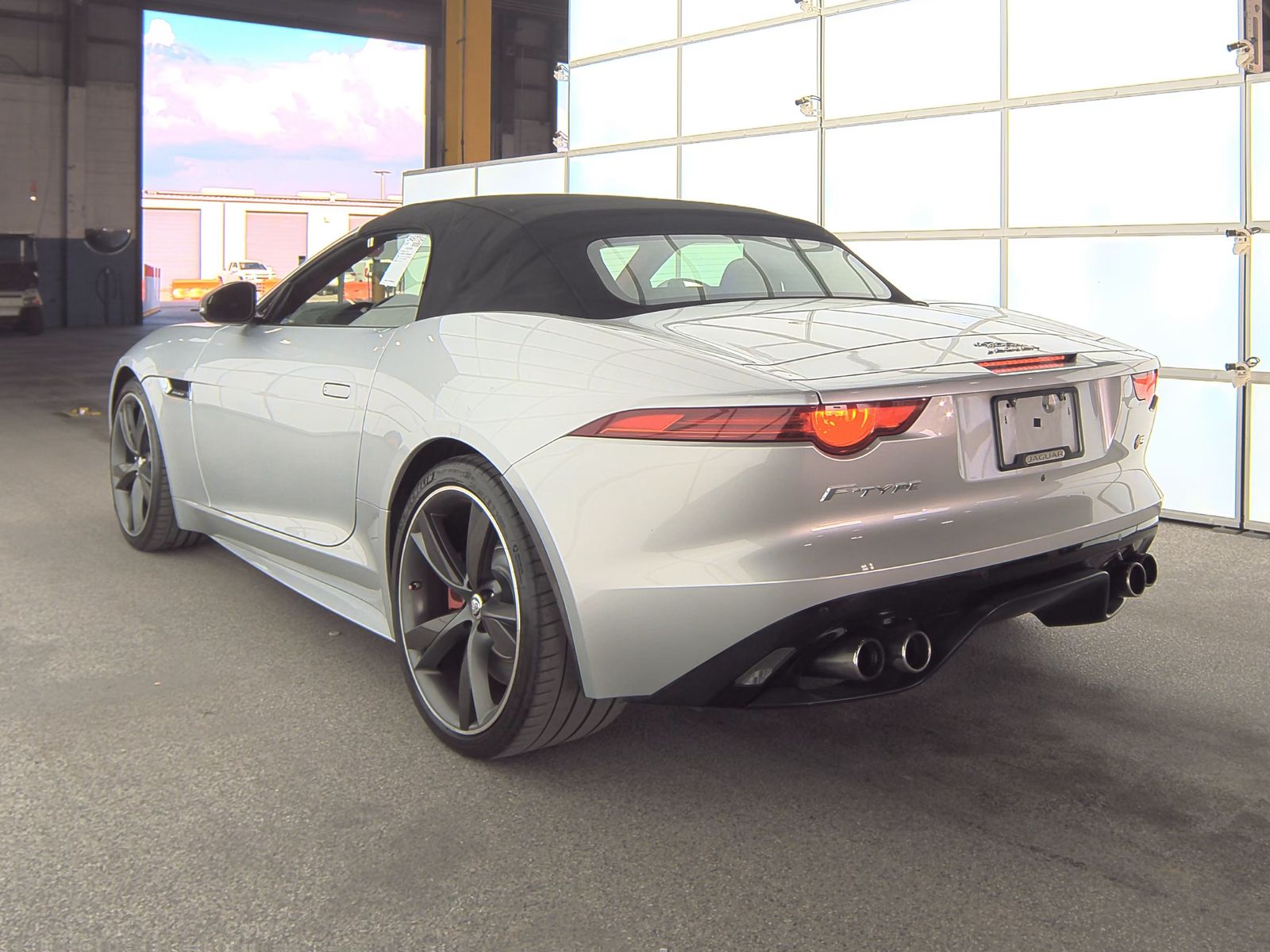 2014 Jaguar F-TYPE V8 S RWD