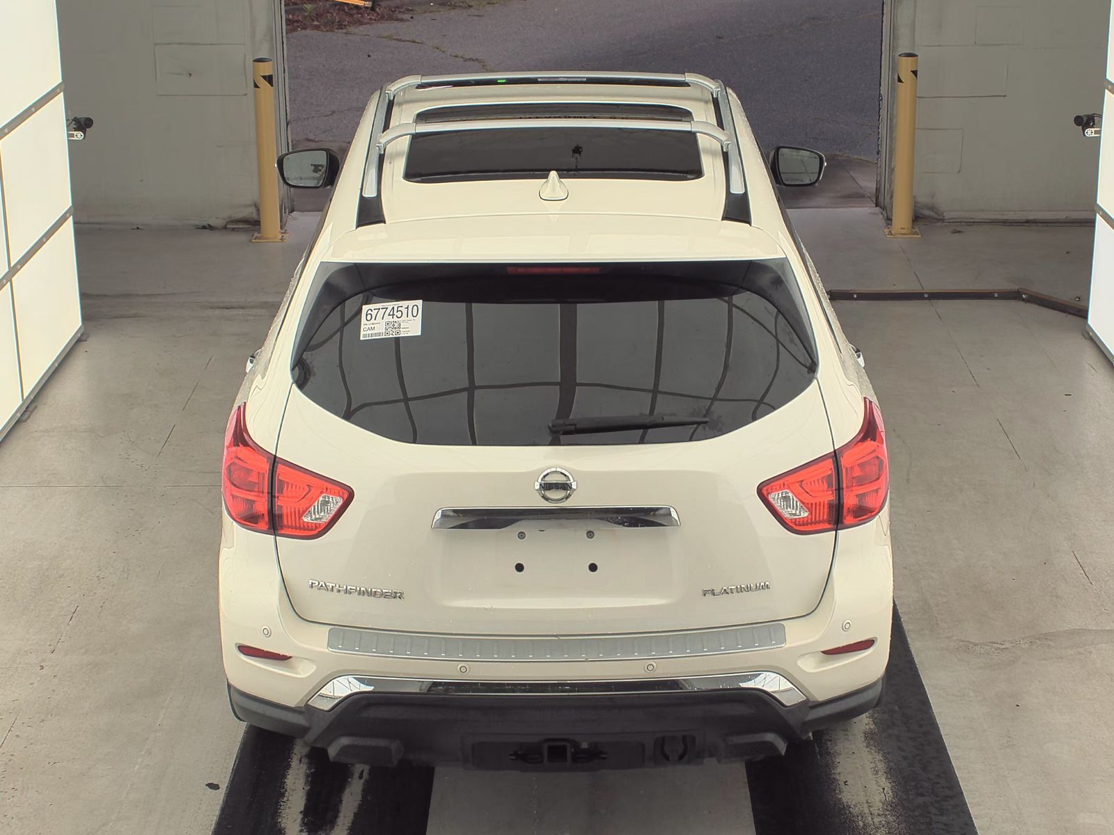 2020 Nissan Pathfinder Platinum FWD