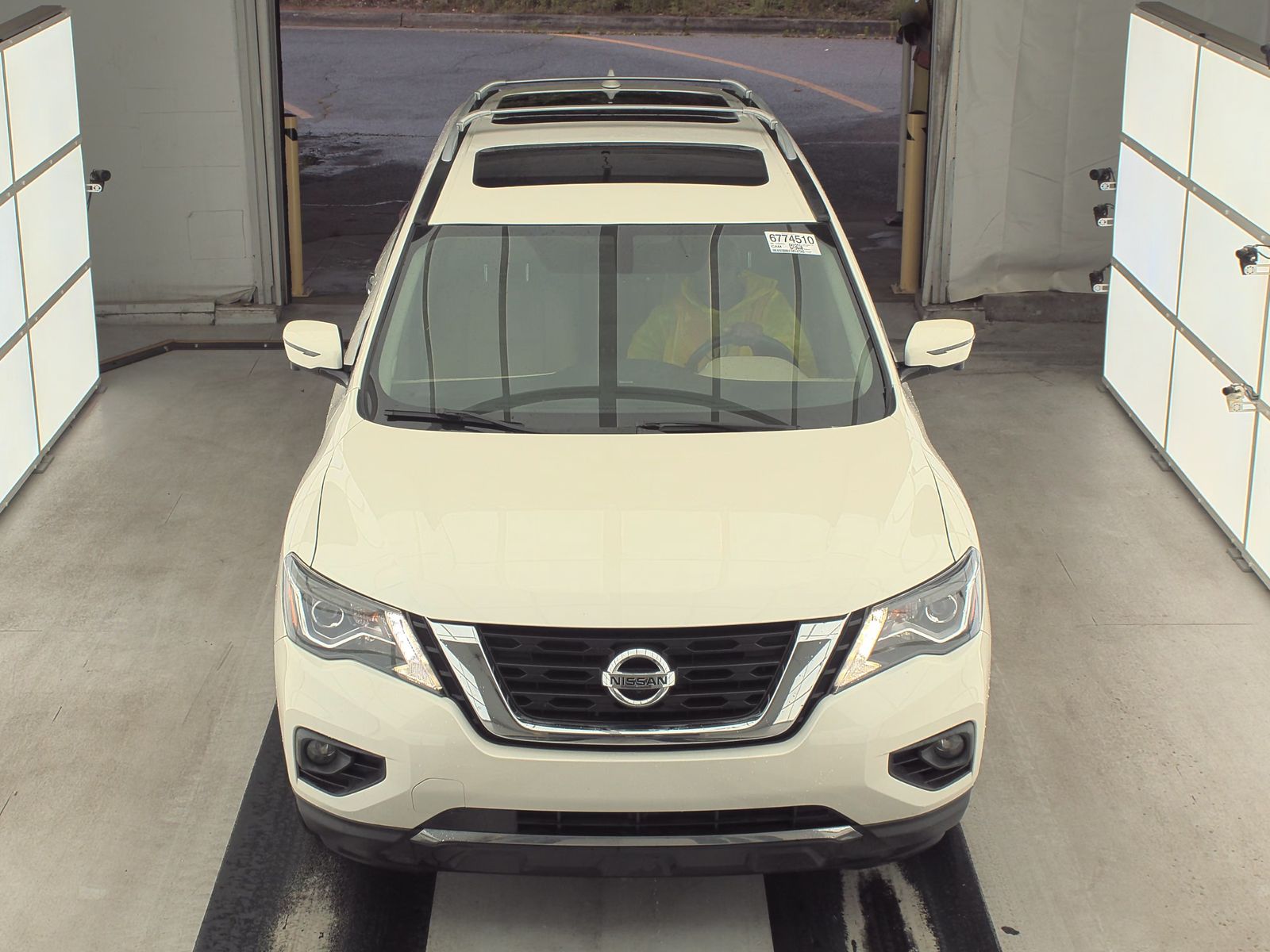 2020 Nissan Pathfinder Platinum FWD