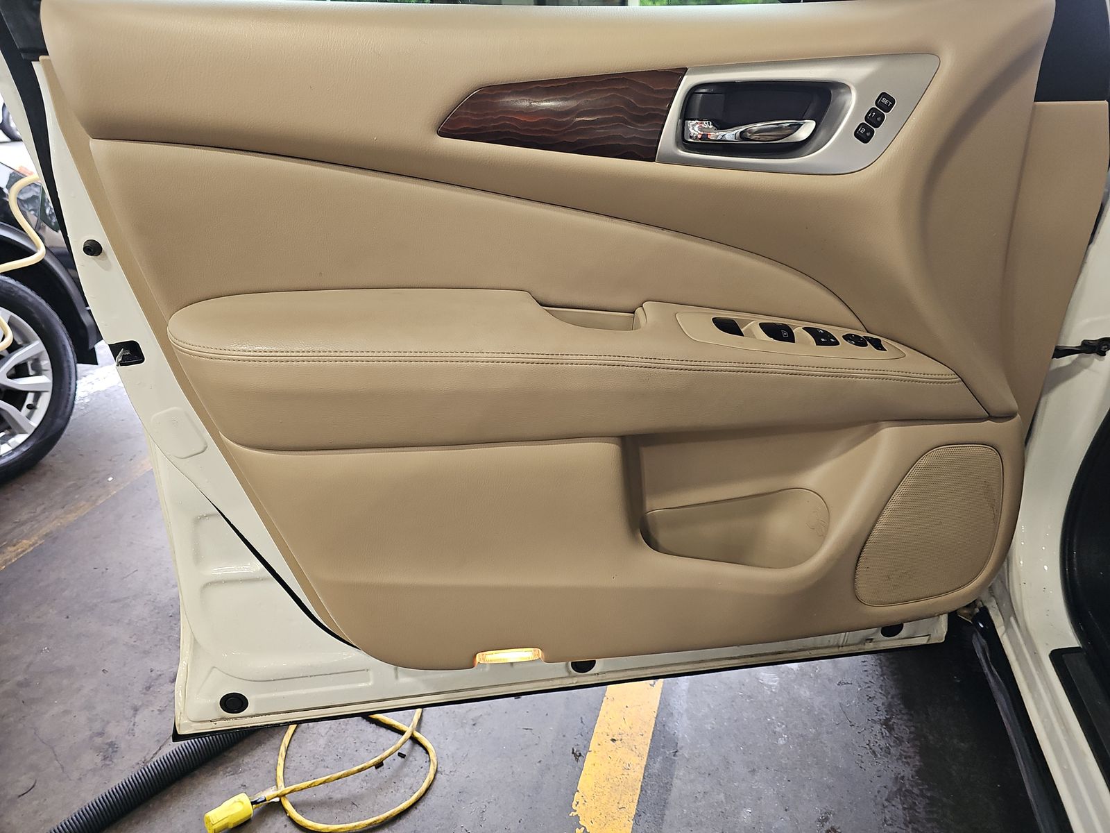 2020 Nissan Pathfinder Platinum FWD