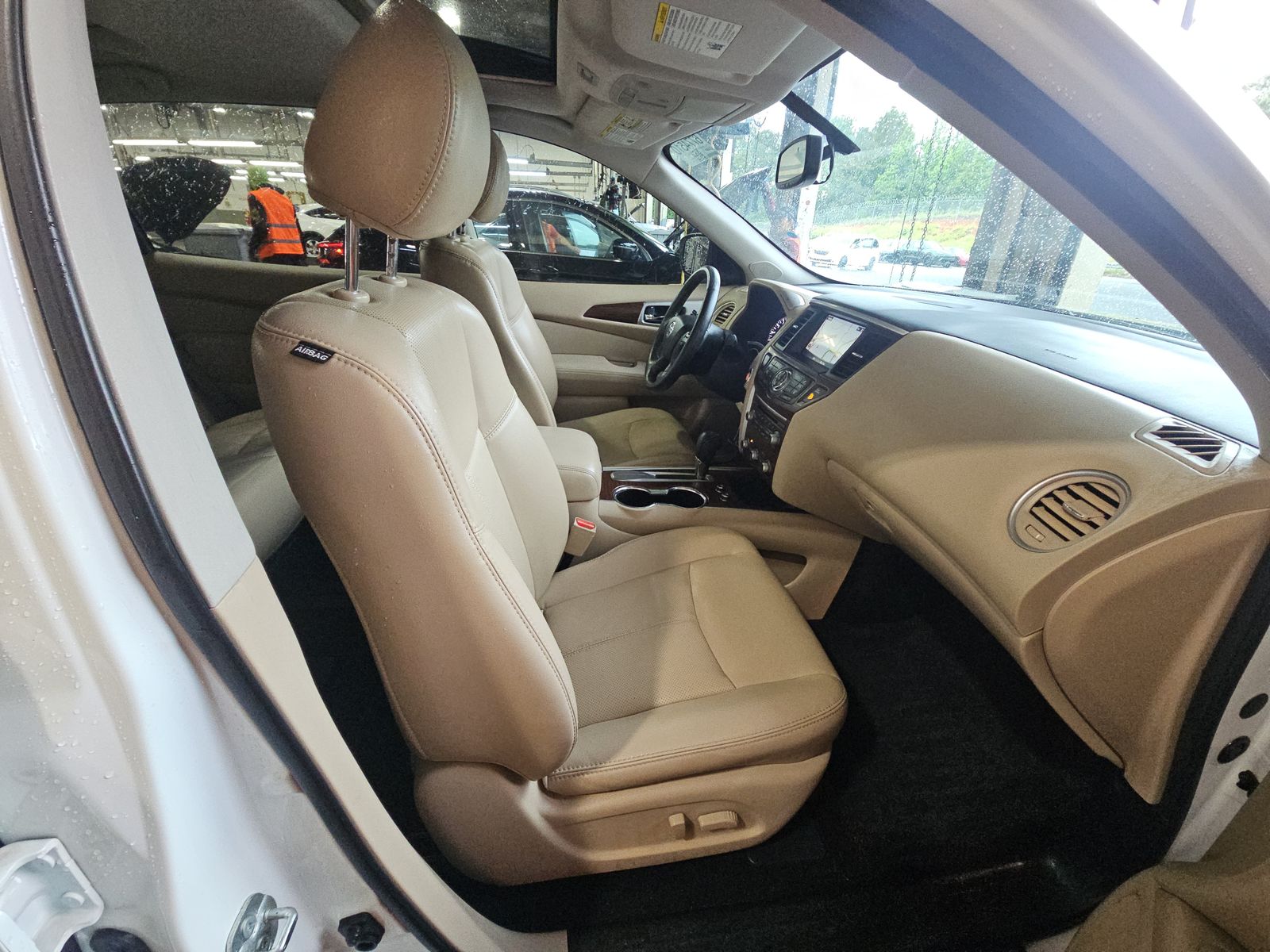 2020 Nissan Pathfinder Platinum FWD