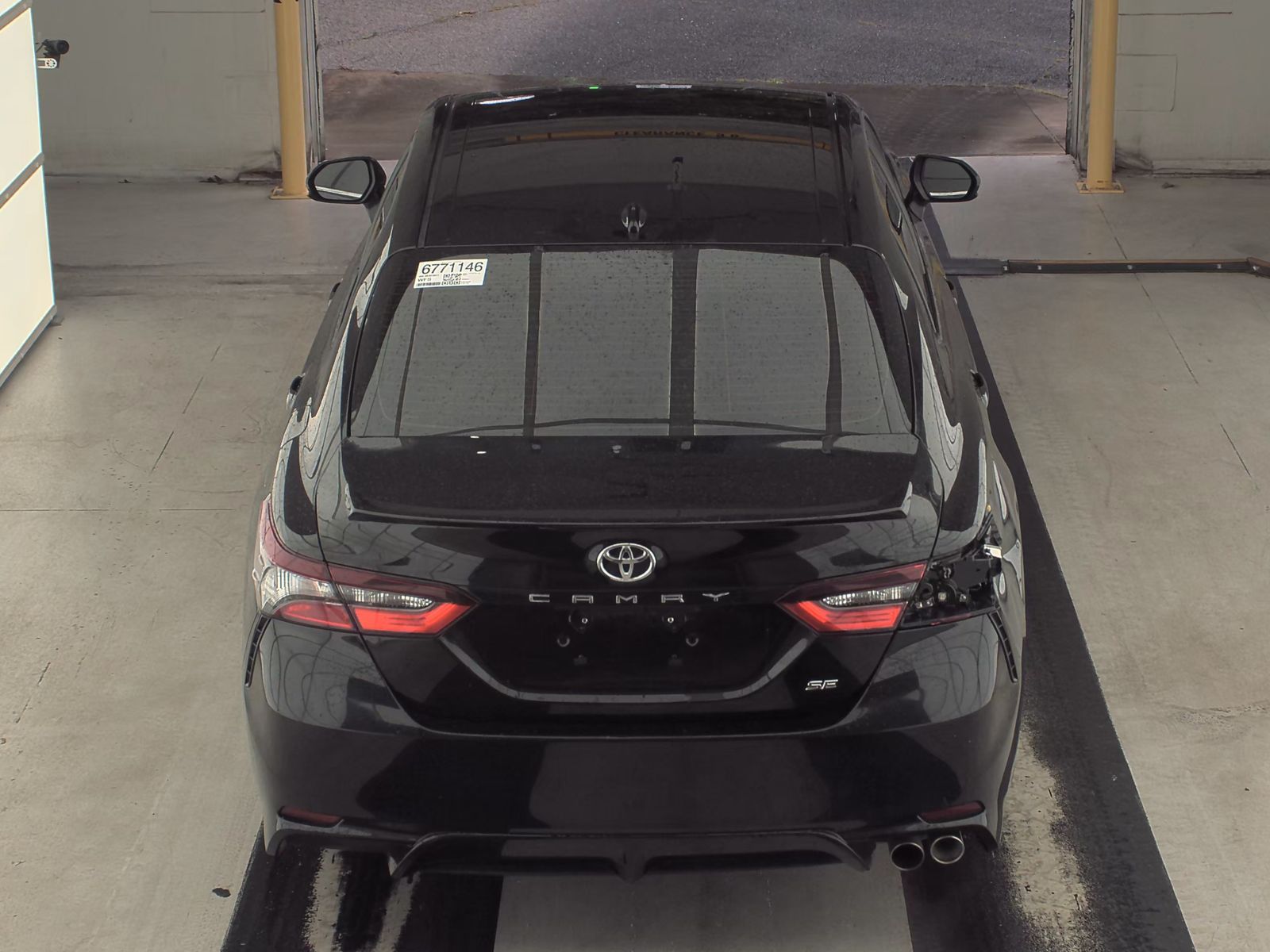2021 Toyota Camry SE FWD