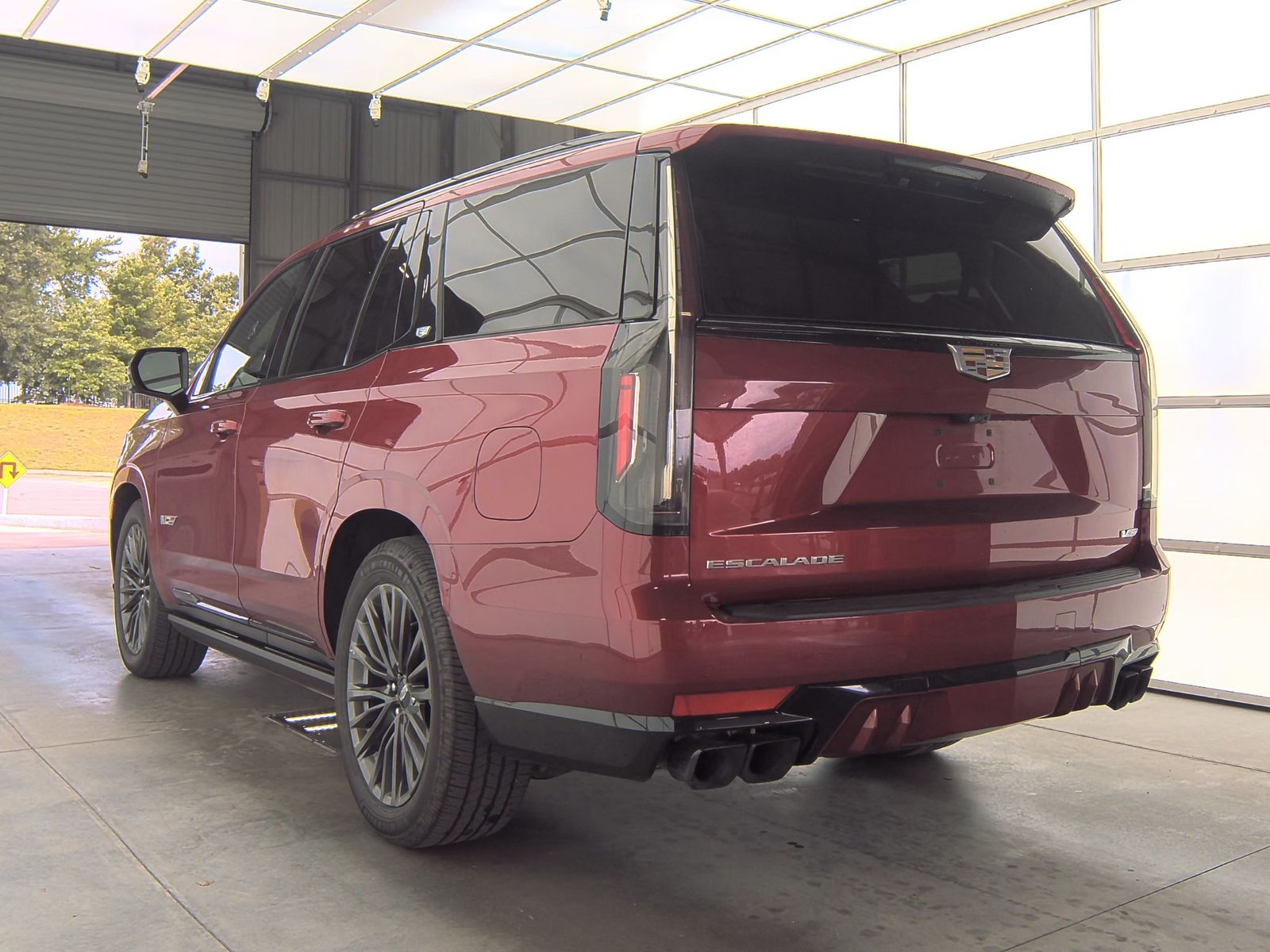 2023 Cadillac Escalade V-Series AWD