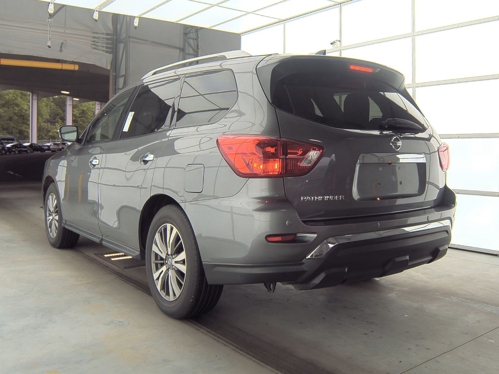 2018 Nissan Pathfinder SL FWD