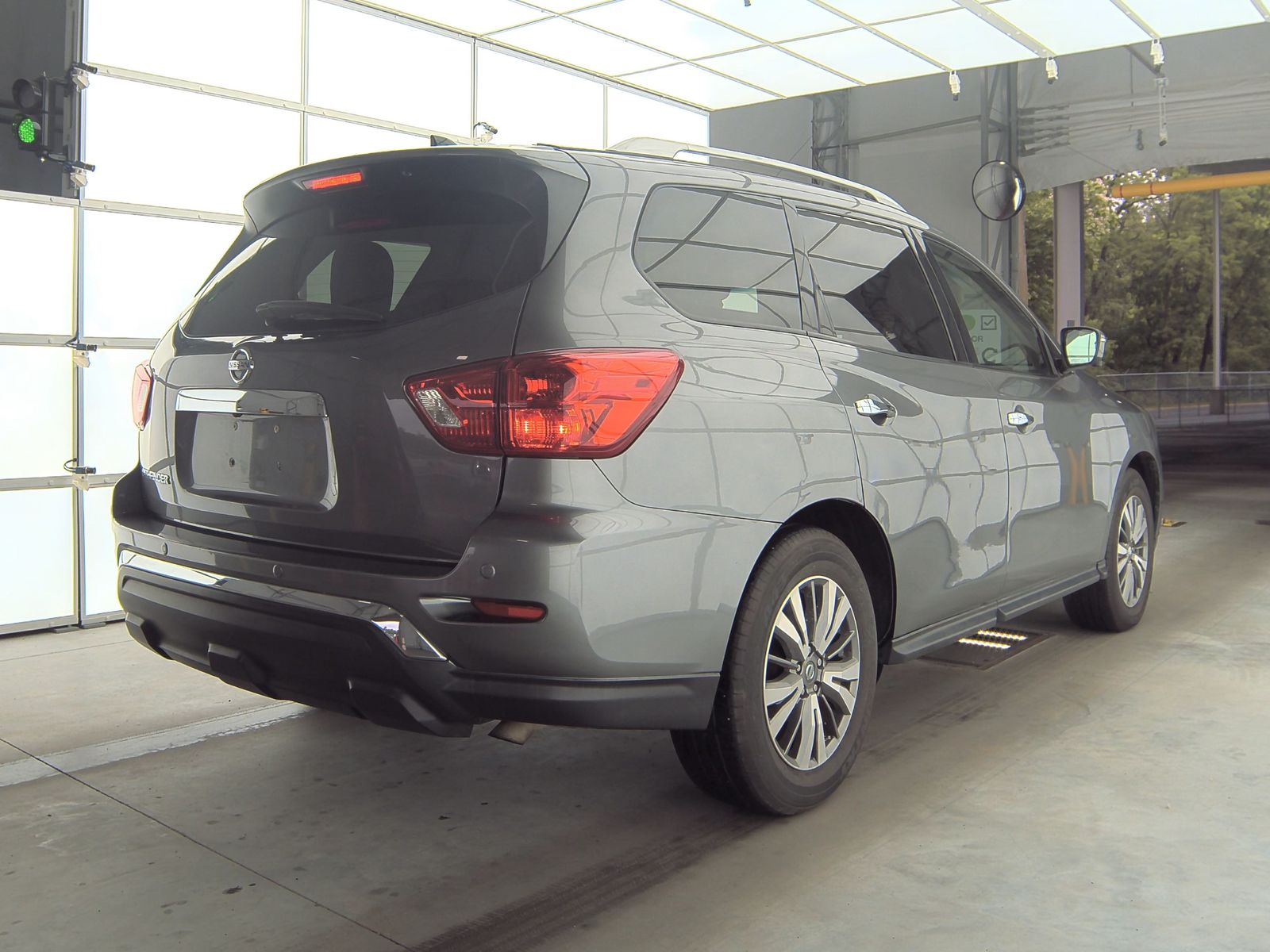 2018 Nissan Pathfinder SL FWD
