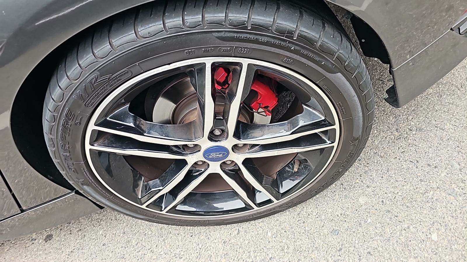 2017 Ford Focus ST FWD