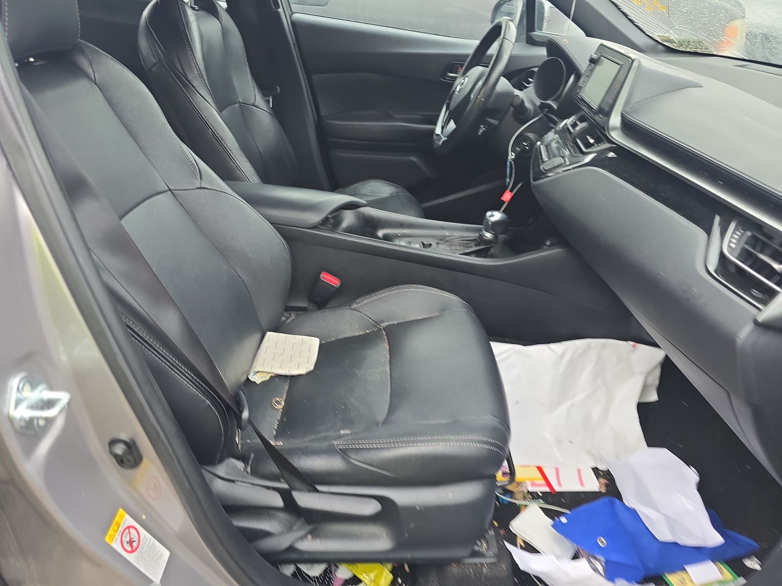 2018 Toyota C-HR XLE FWD