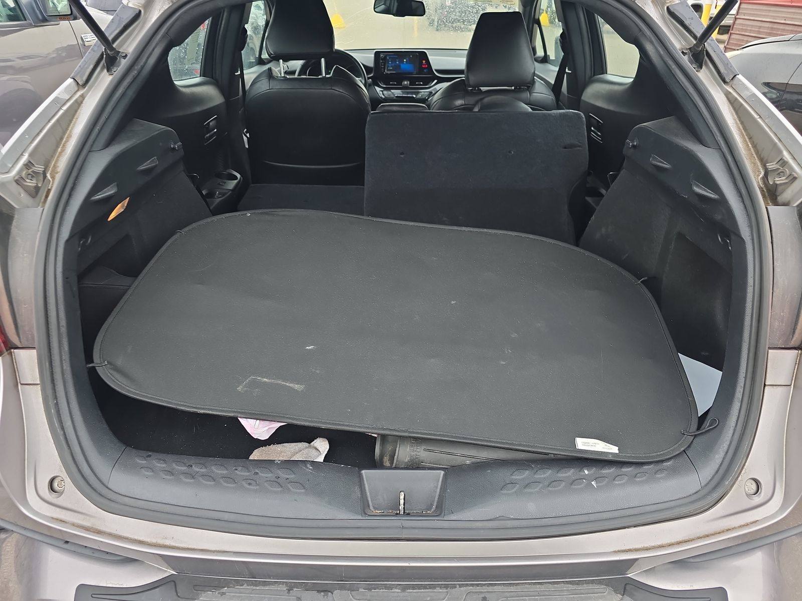 2018 Toyota C-HR XLE FWD