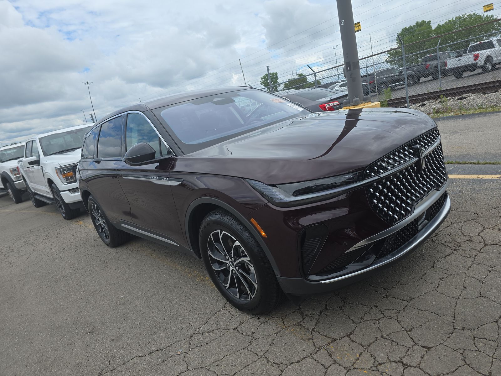 2025 Lincoln Nautilus Premiere AWD