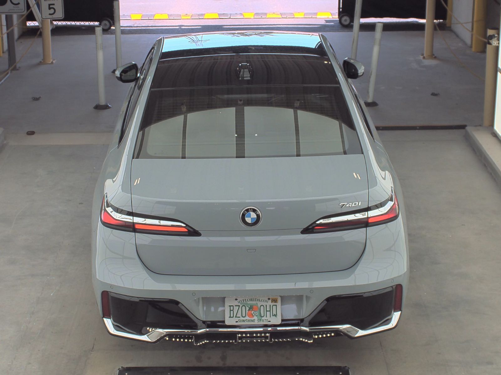 2024 BMW 7 Series 740i RWD