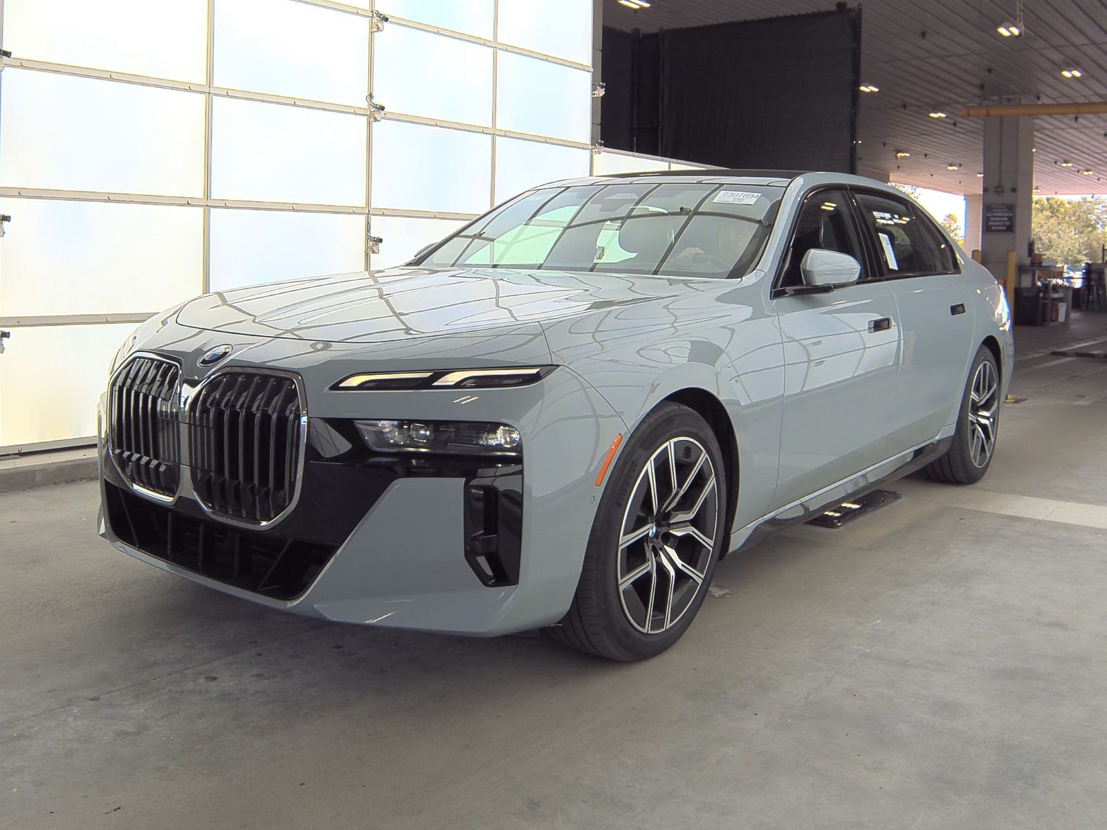 2024 BMW 7 Series 740i RWD