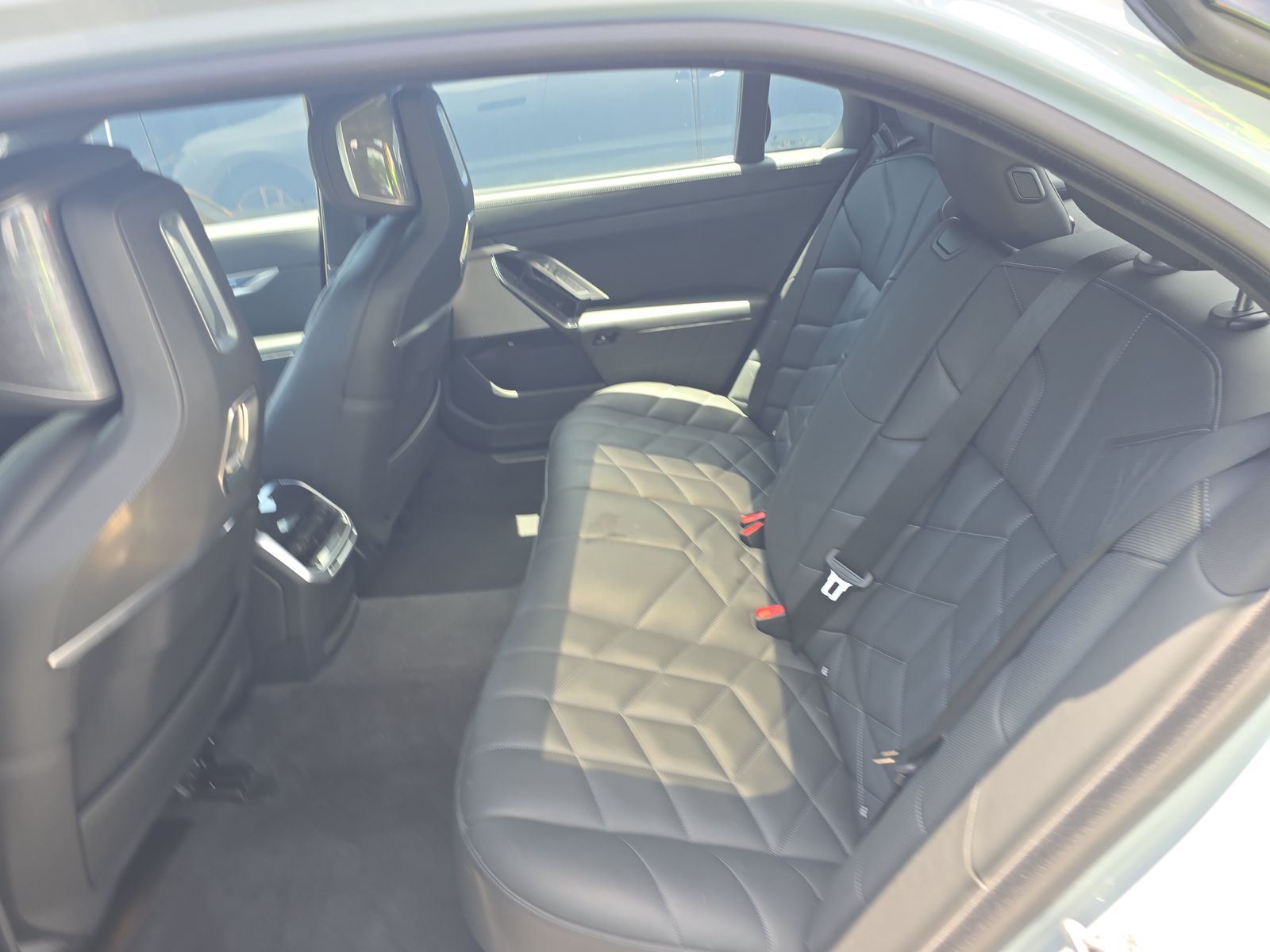 2024 BMW 7 Series 740i RWD
