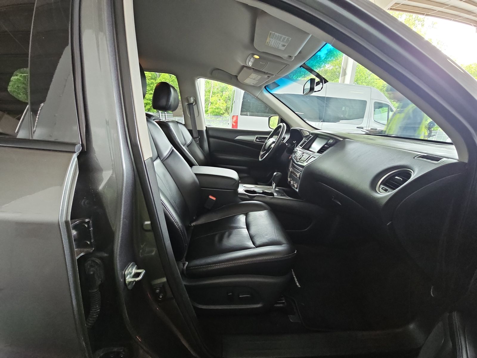 2018 Nissan Pathfinder SL FWD
