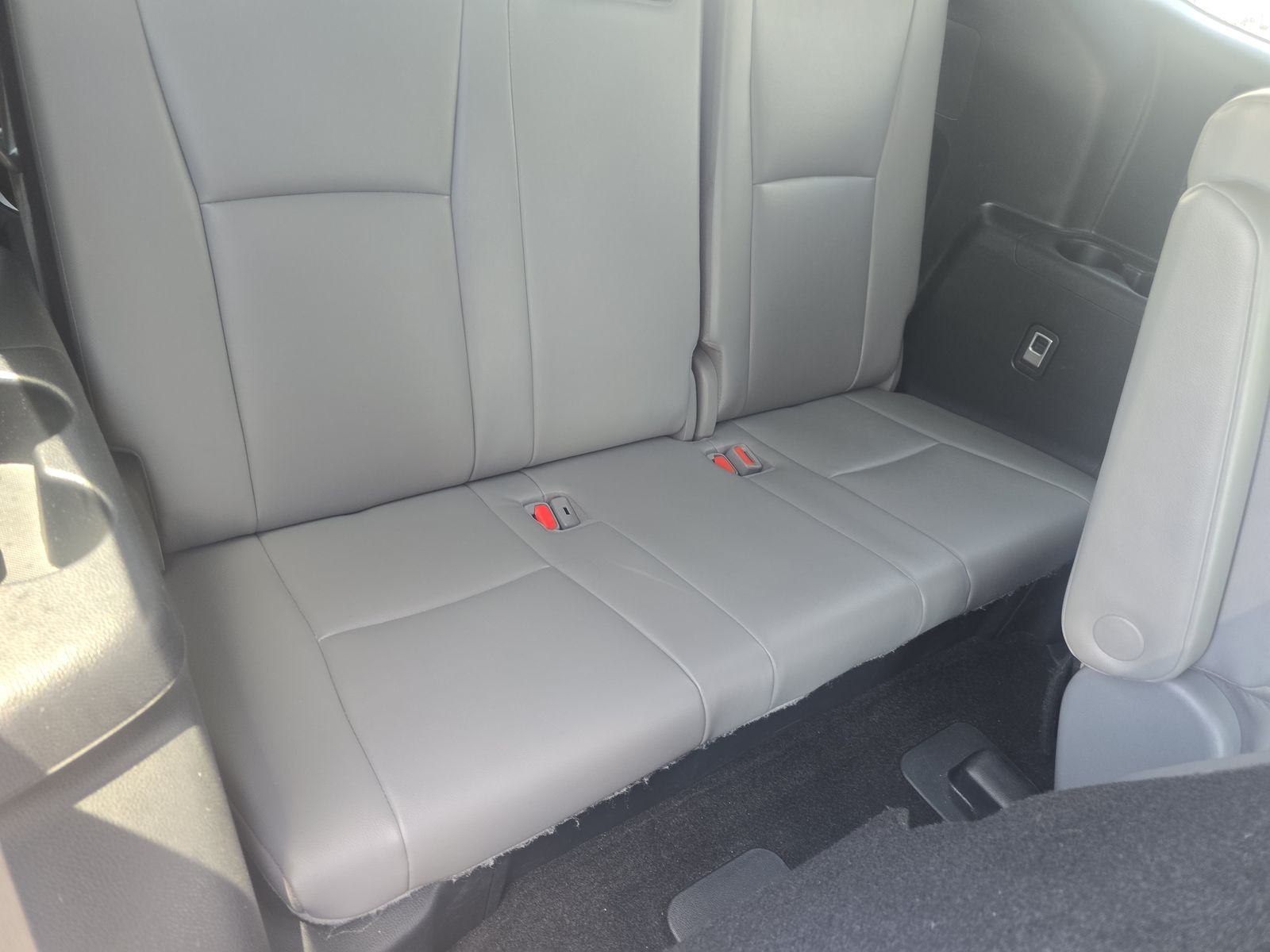 2023 Toyota Highlander XLE FWD