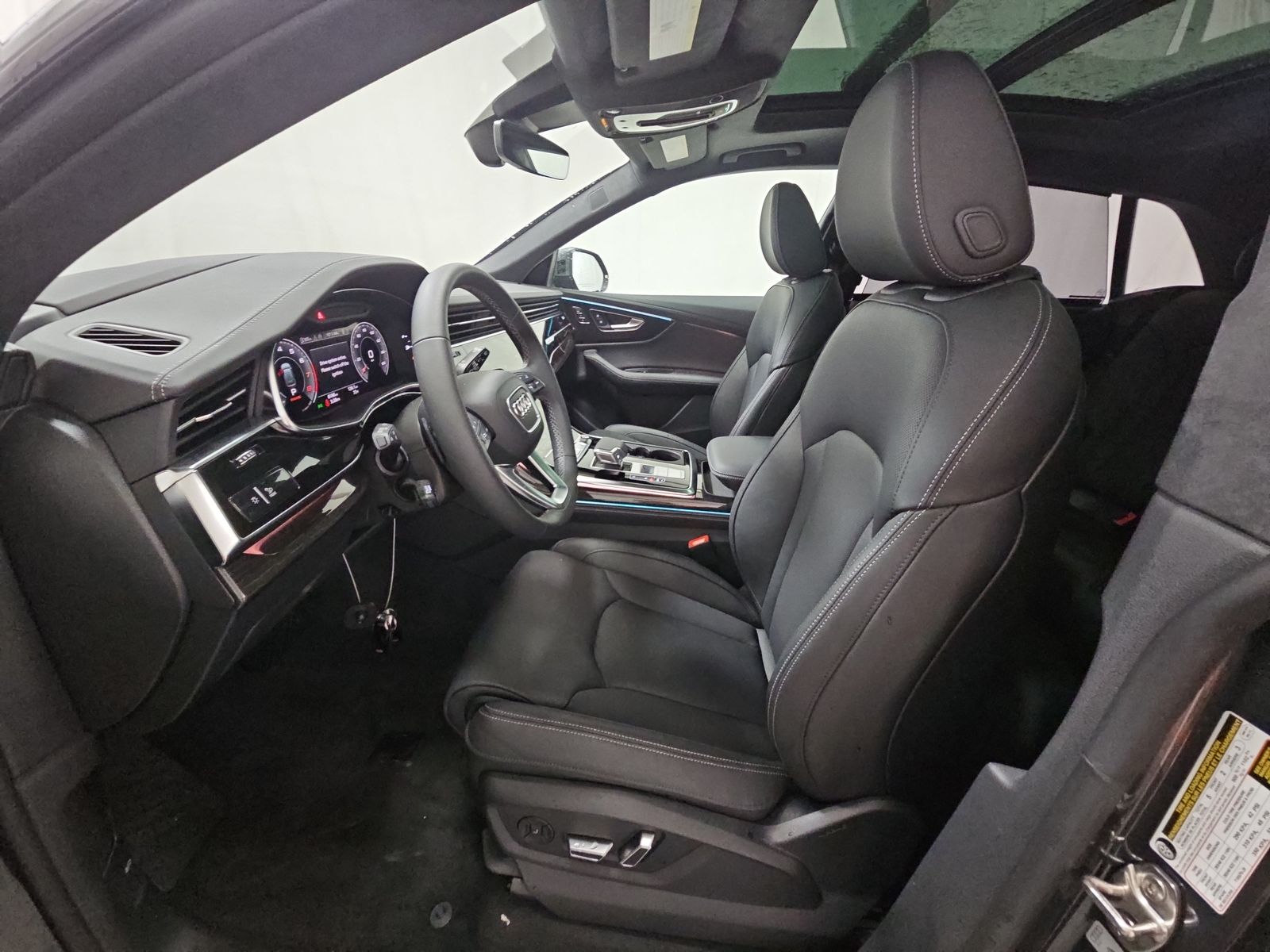 2025 Audi Q8 Prestige AWD