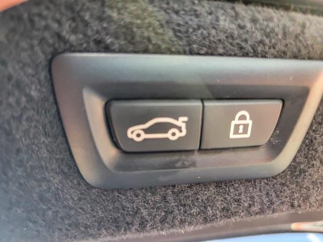 2022 BMW 8 Series 840i xDrive AWD