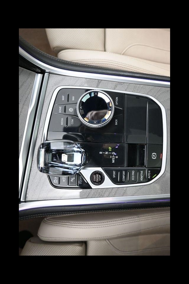 2022 BMW 8 Series 840i xDrive AWD