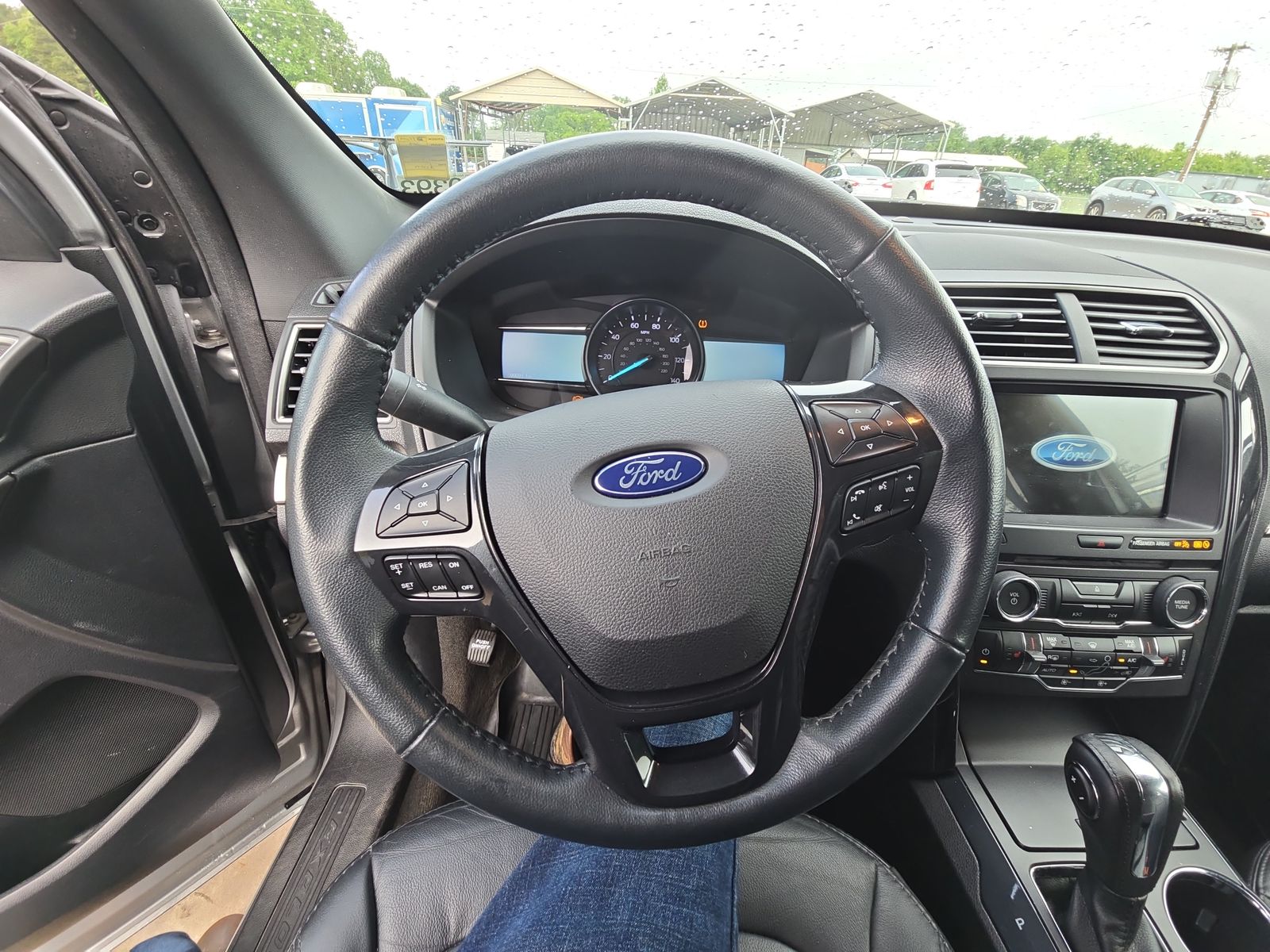 2018 Ford Explorer XLT FWD