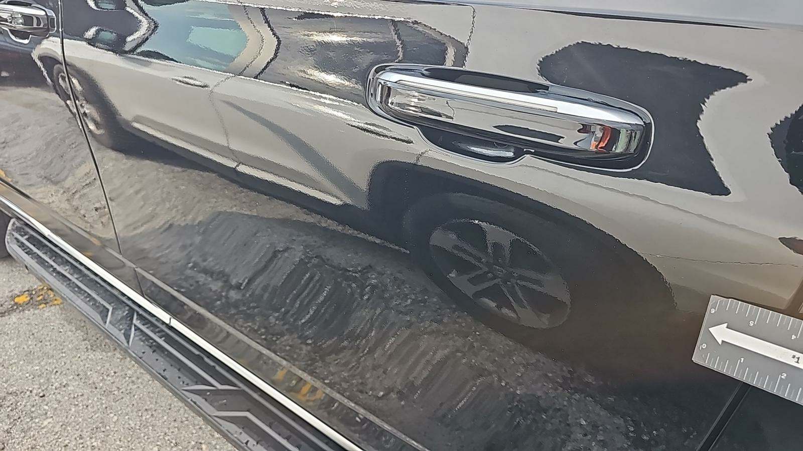 2022 Cadillac Escalade ESV Luxury RWD