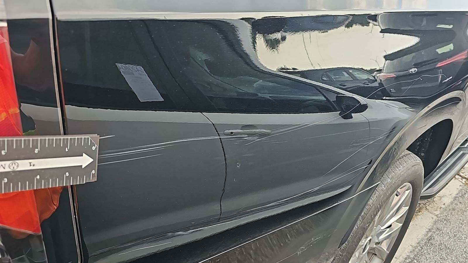 2022 Cadillac Escalade ESV Luxury RWD