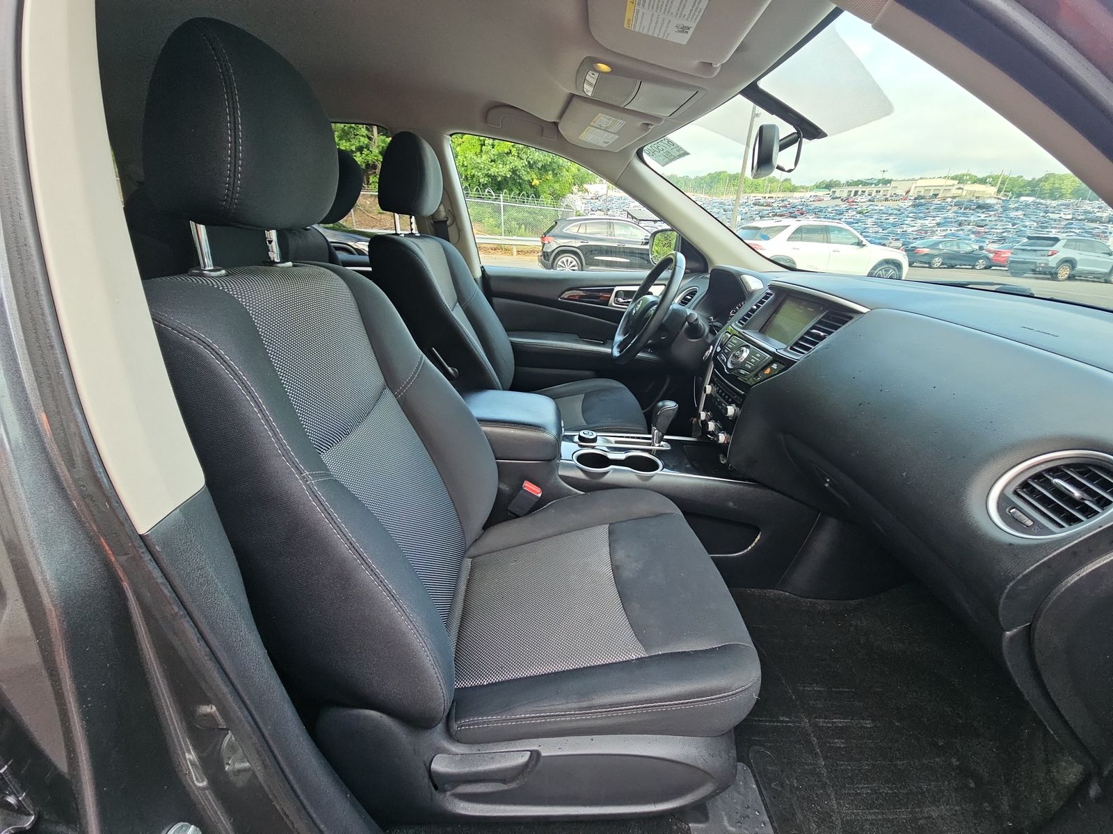 2019 Nissan Pathfinder SV AWD