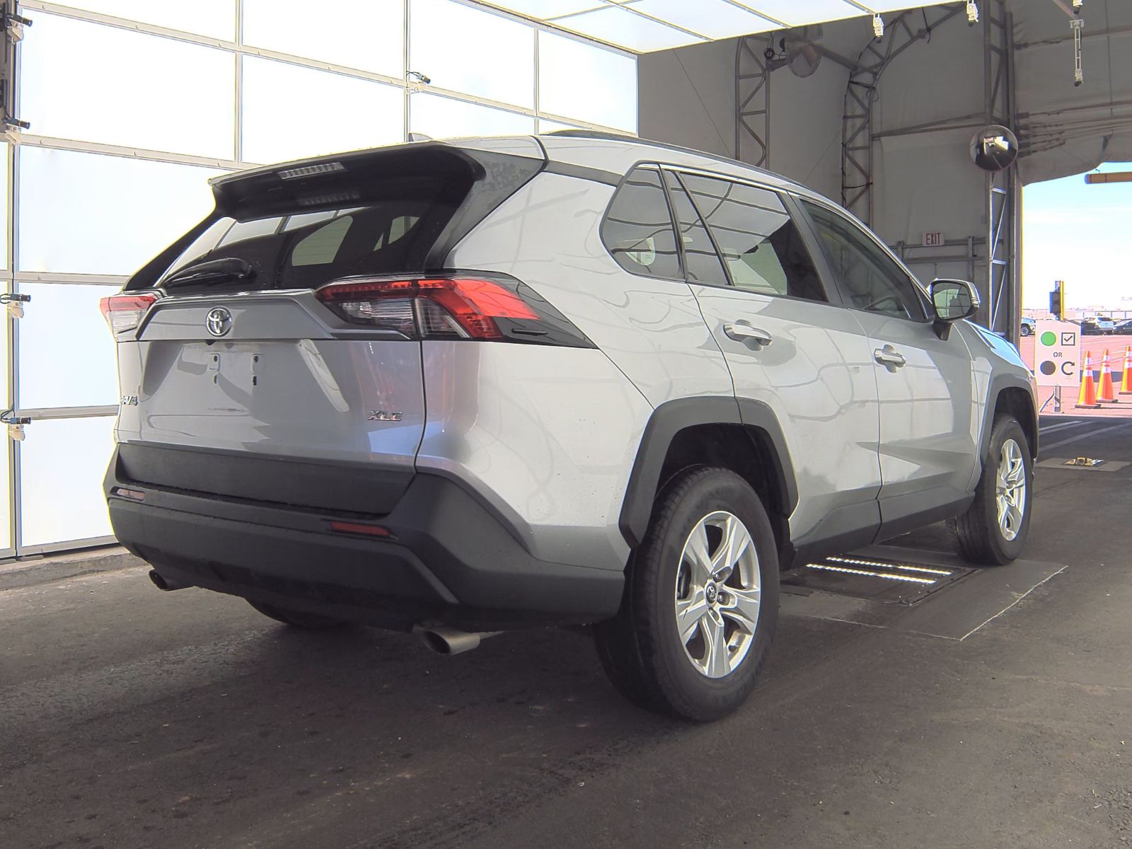 2019 Toyota RAV4 XLE FWD