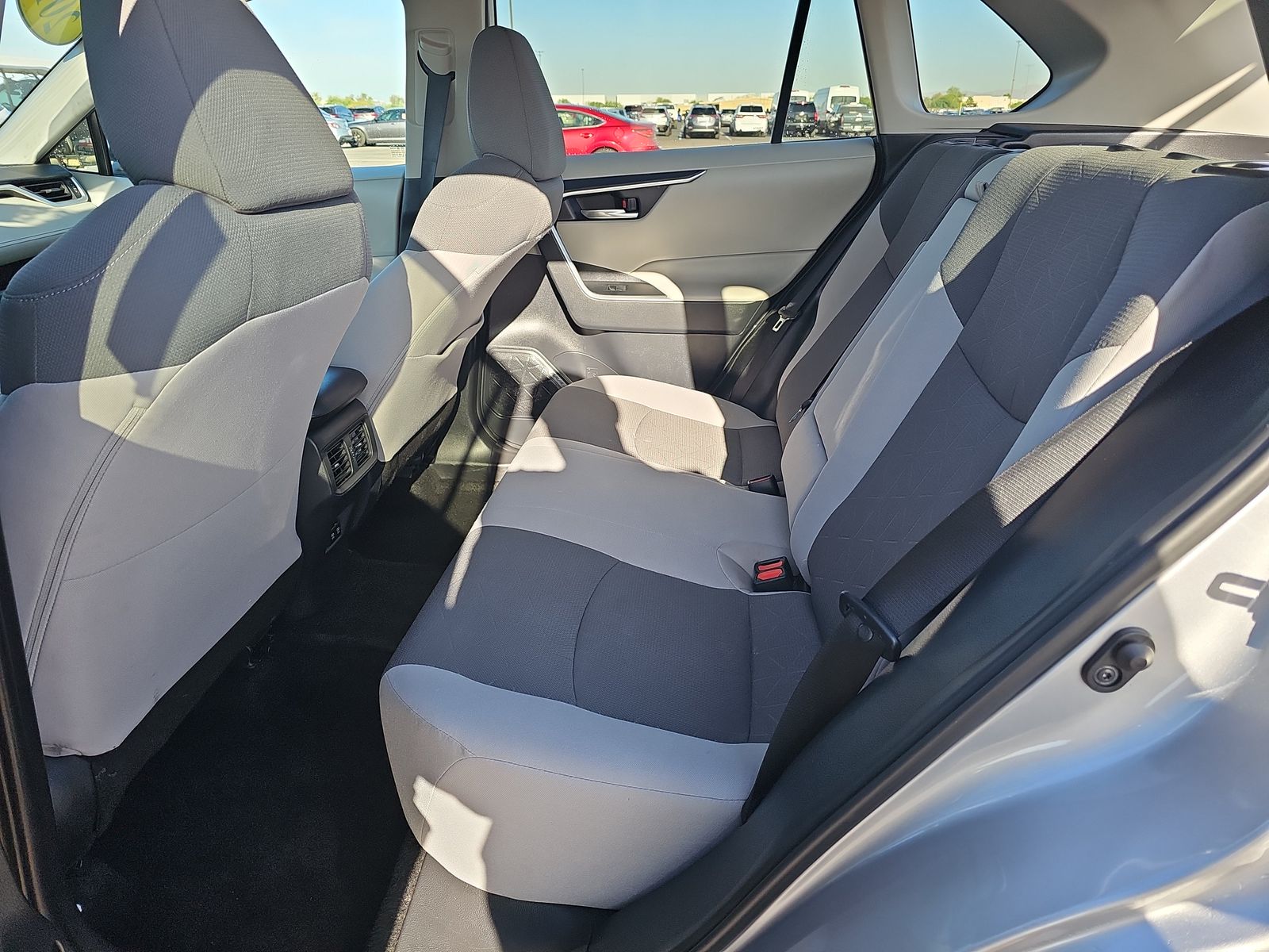 2019 Toyota RAV4 XLE FWD