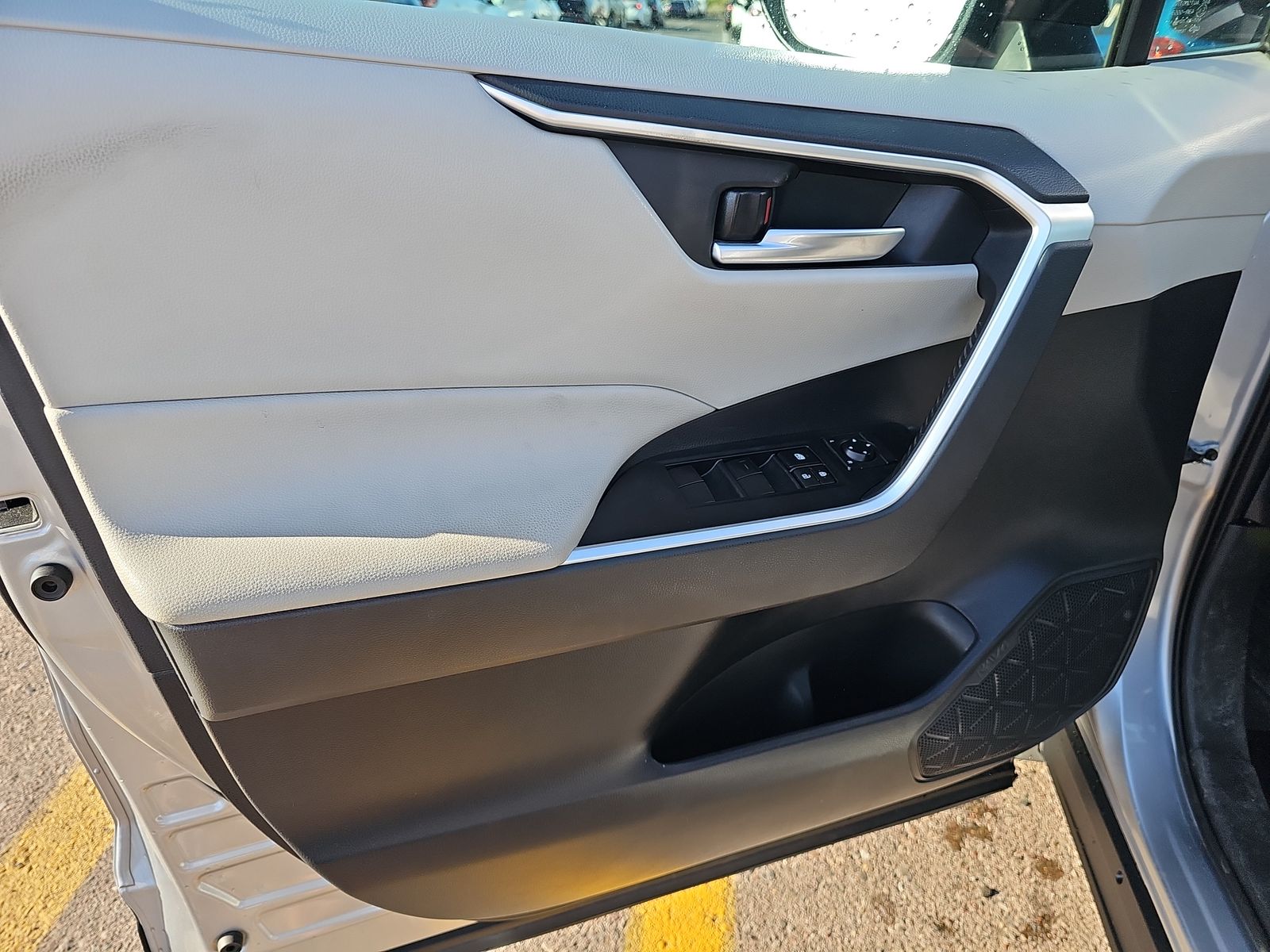 2019 Toyota RAV4 XLE FWD