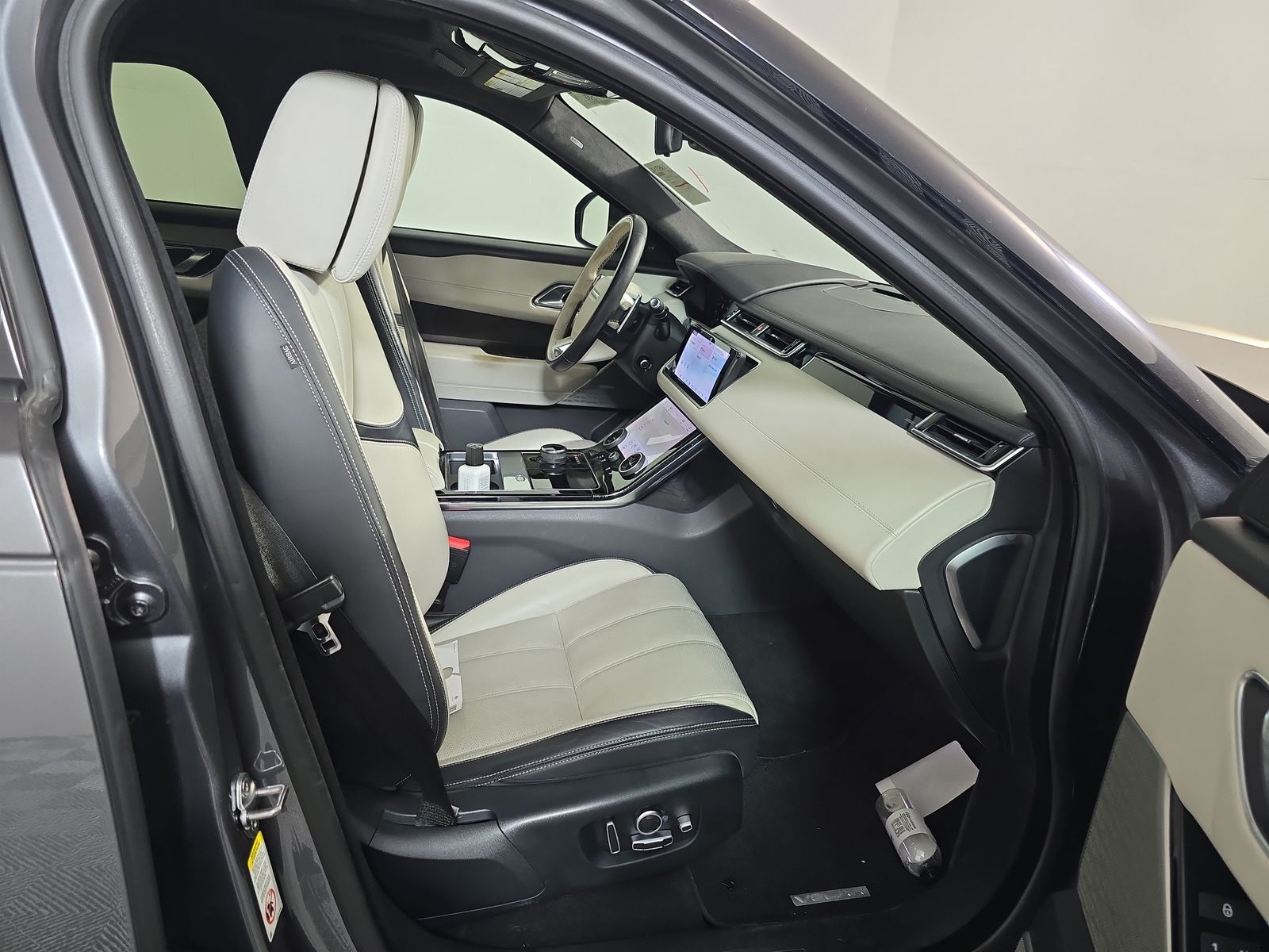 2018 Land Rover Range Rover Velar R-Dynamic HSE AWD