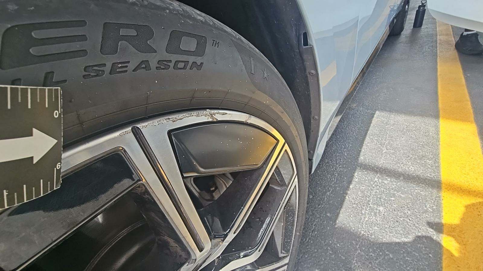 2024 BMW 7 Series 740i RWD