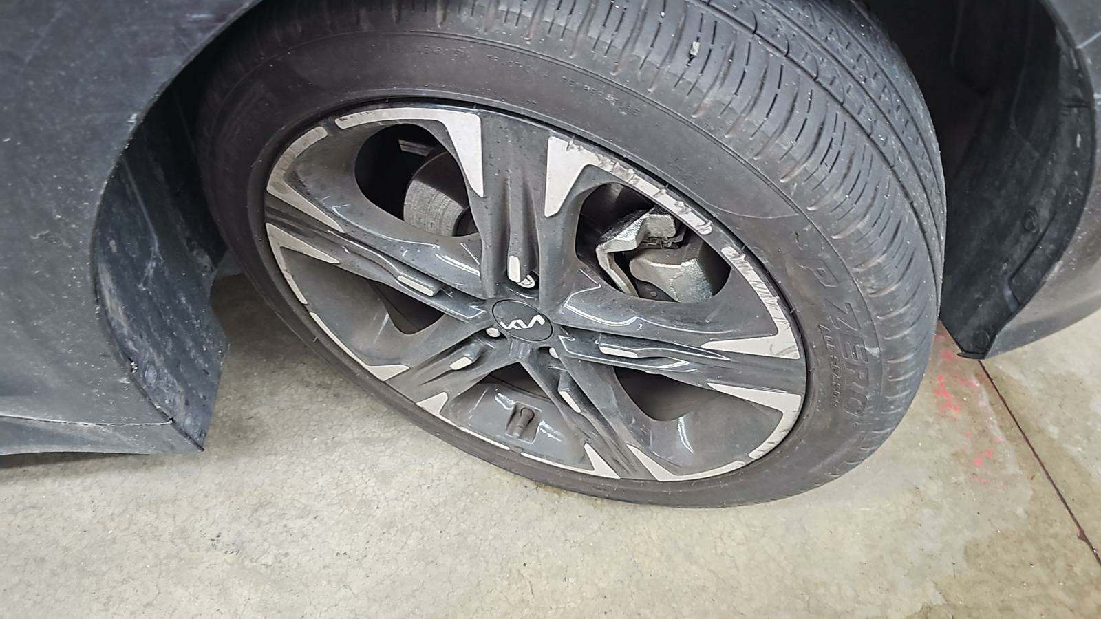 2023 Kia K5 GT-Line FWD