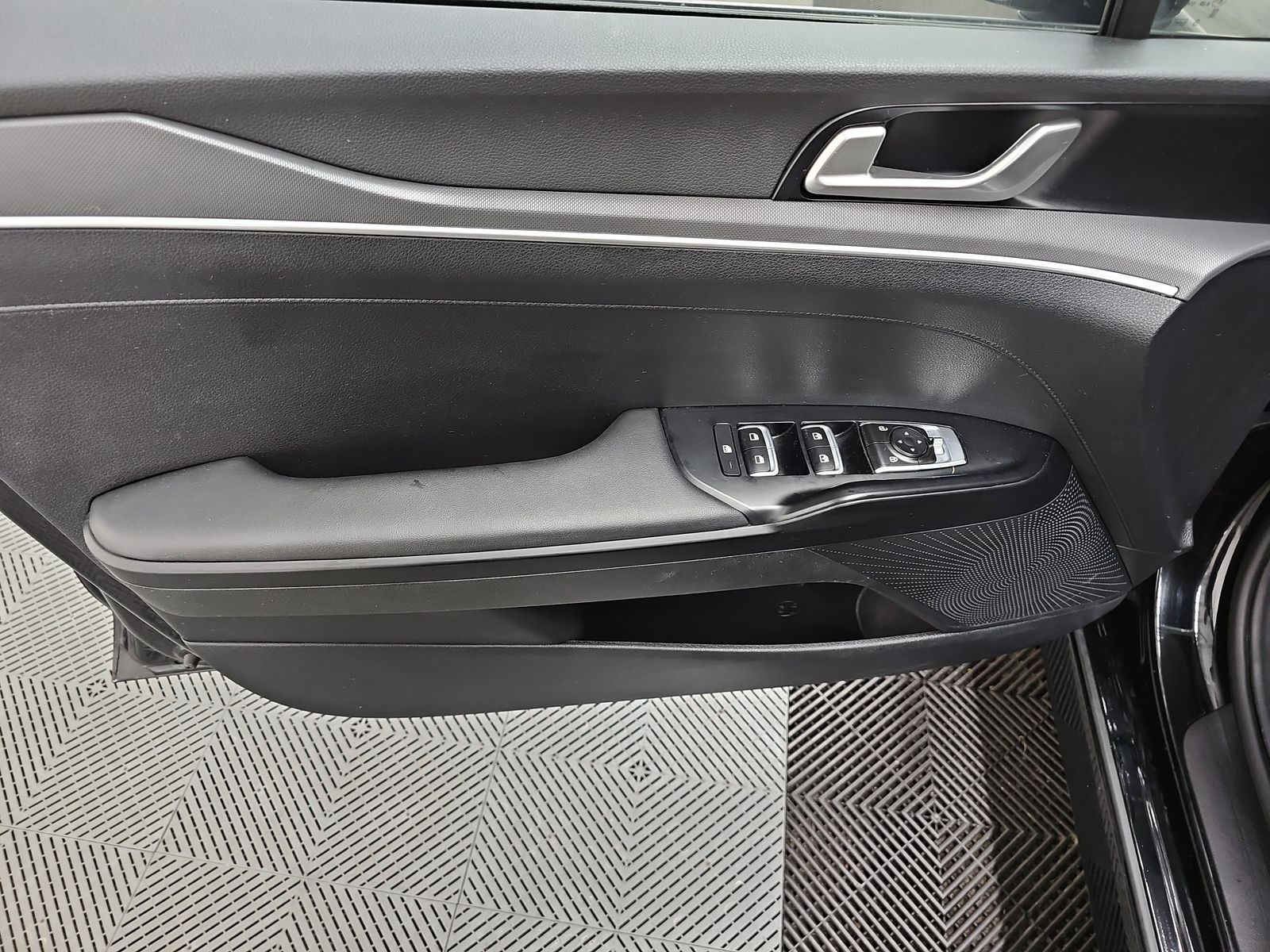 2023 Kia K5 GT-Line FWD