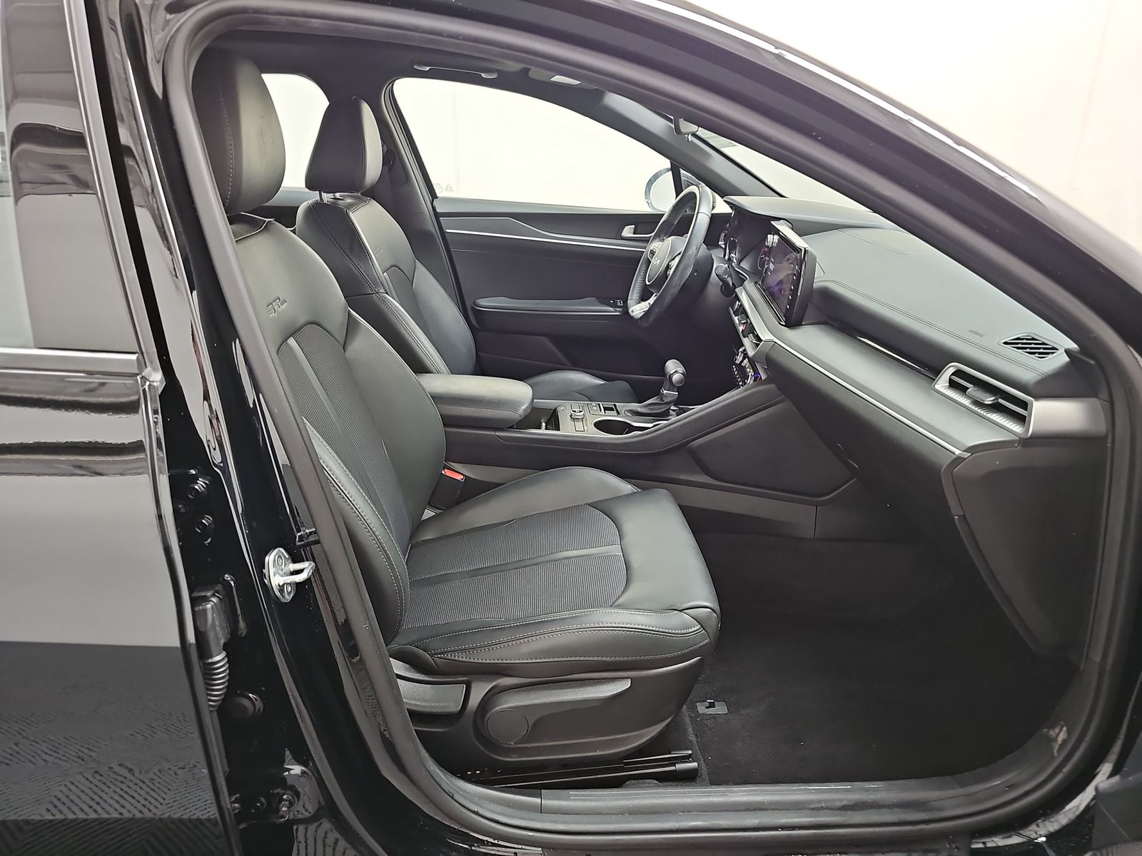 2023 Kia K5 GT-Line FWD