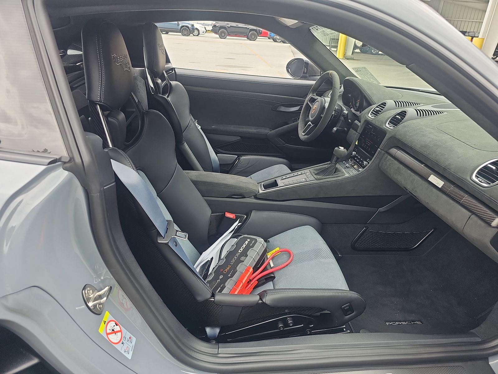 2024 Porsche 718 Cayman GT4 RS RWD