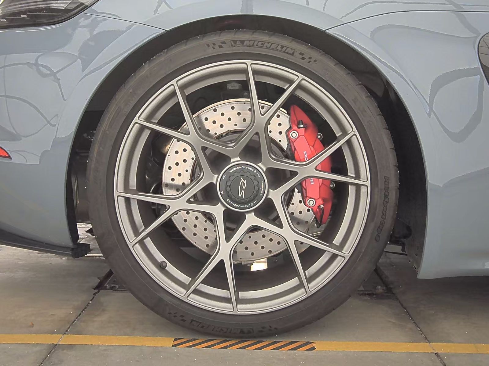 2024 Porsche 718 Cayman GT4 RS RWD