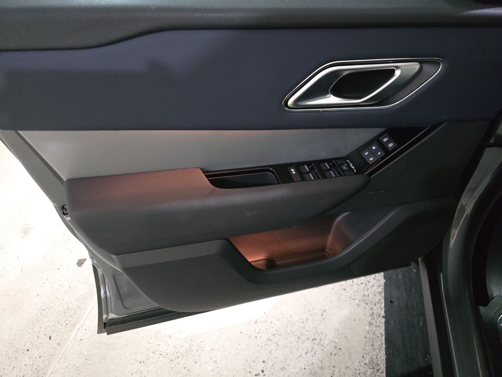 2025 Land Rover Range Rover Velar S AWD