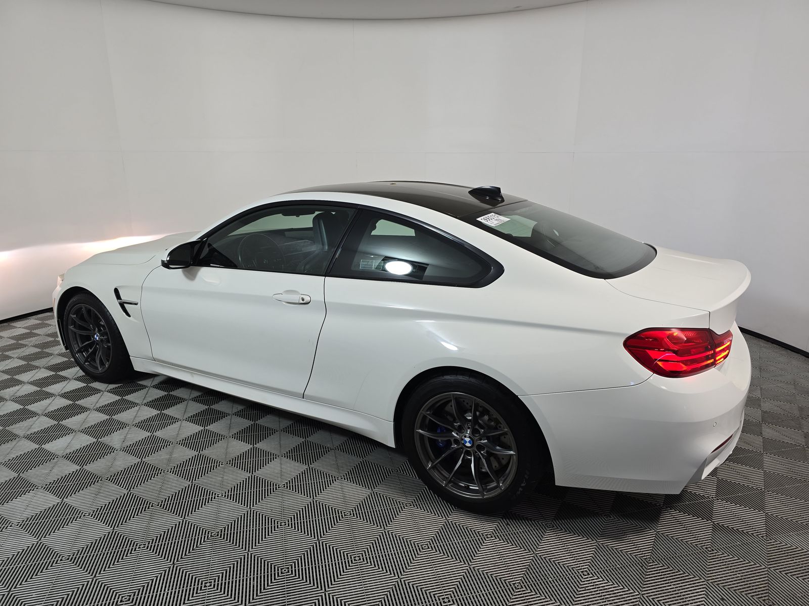 2015 BMW M4 Base RWD