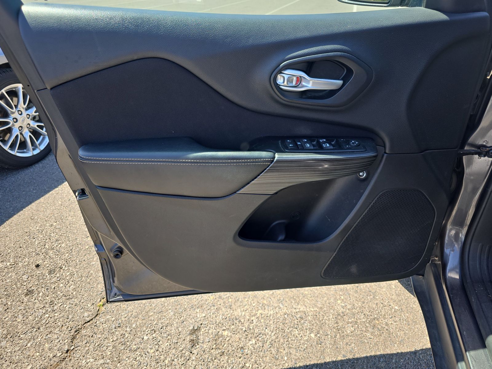 2015 Jeep Cherokee Latitude AWD