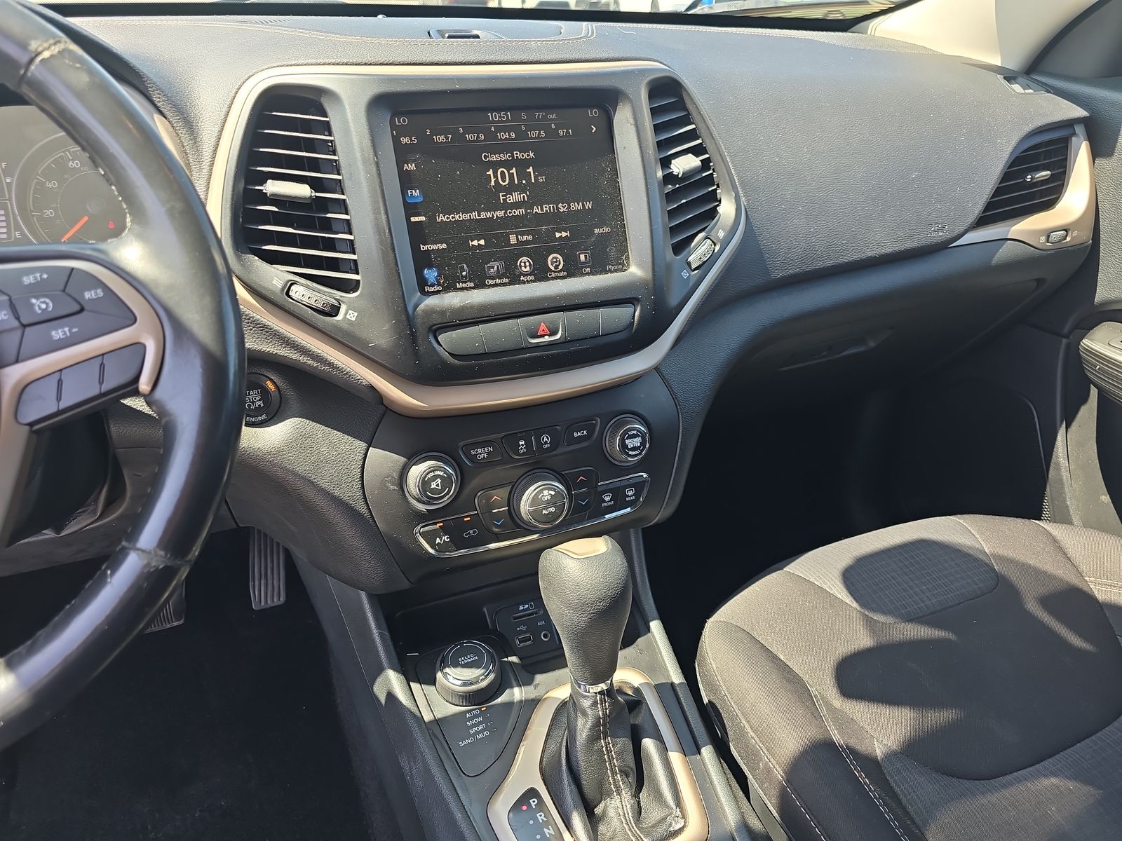 2015 Jeep Cherokee Latitude AWD