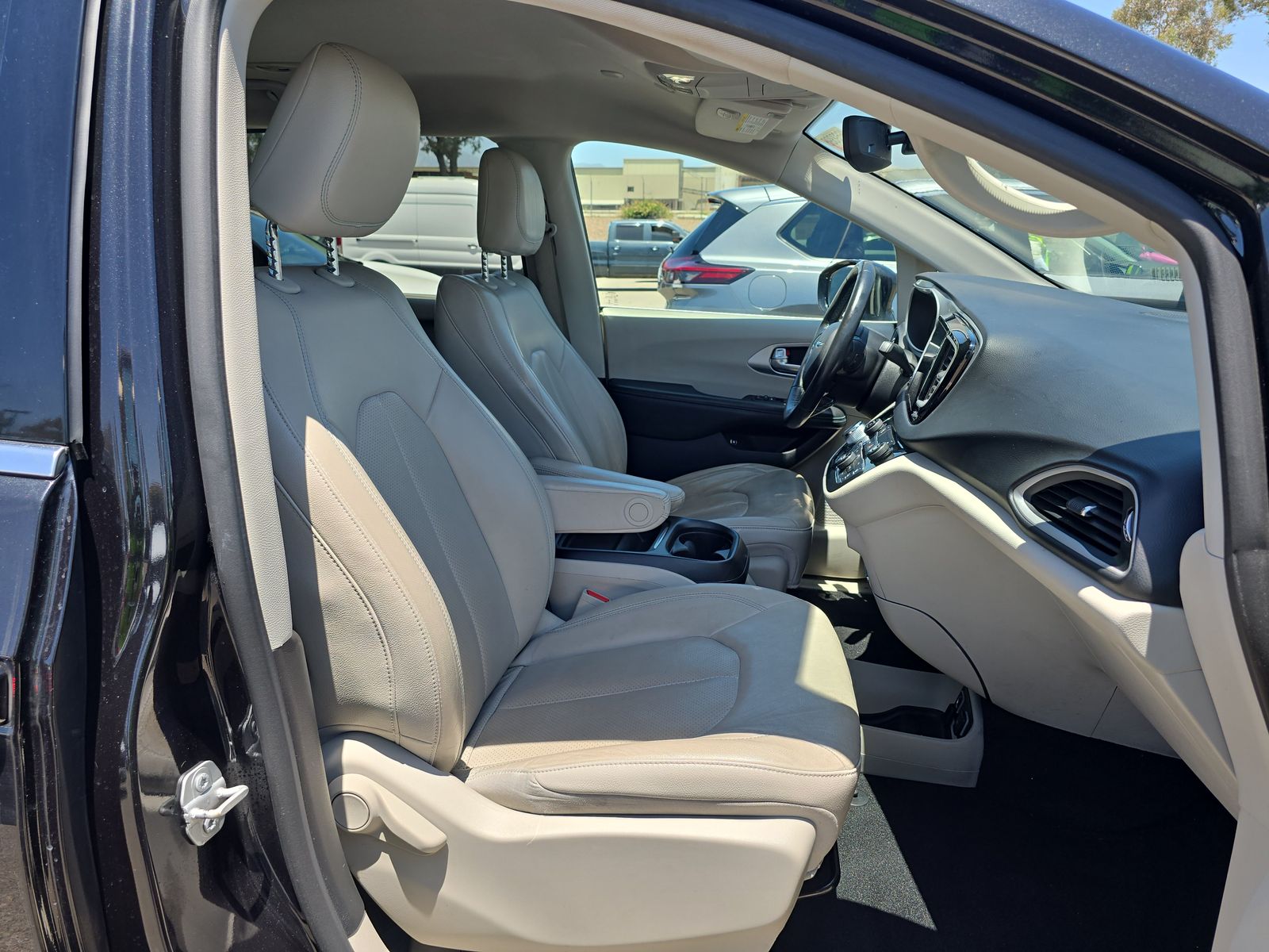 2020 Chrysler Pacifica Hybrid Touring L FWD
