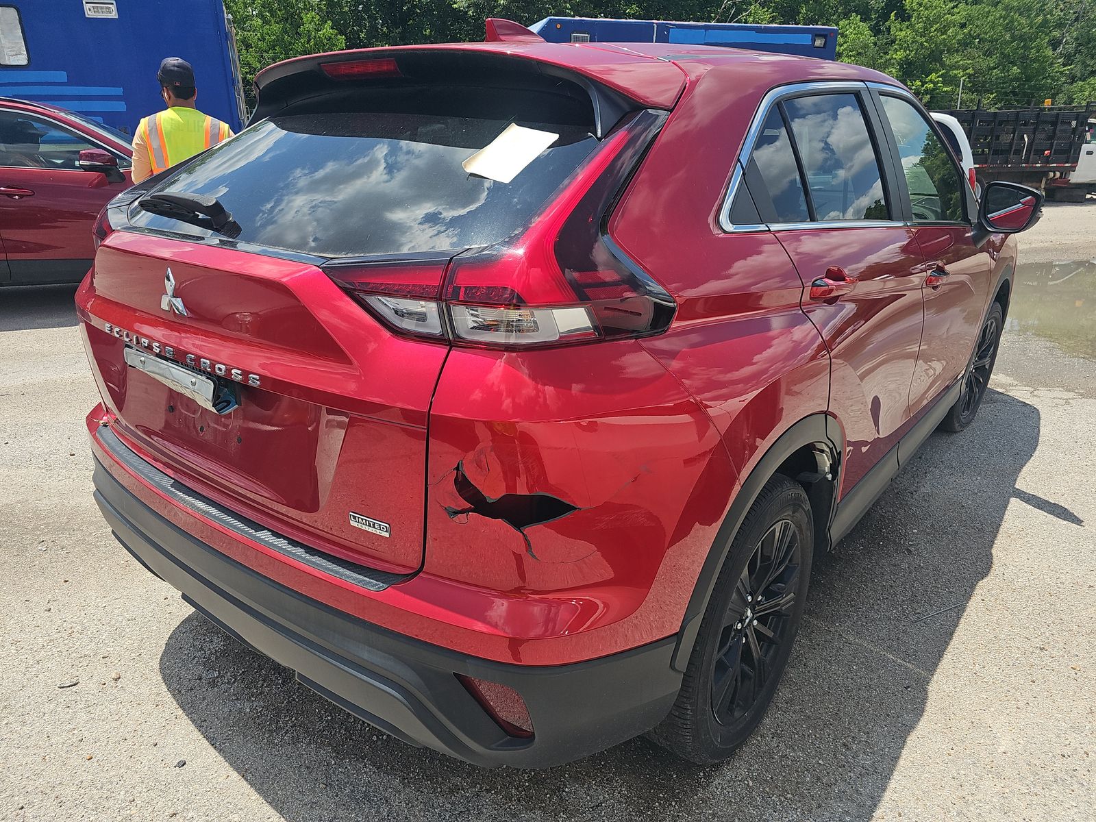 2022 Mitsubishi Eclipse Cross LE AWD