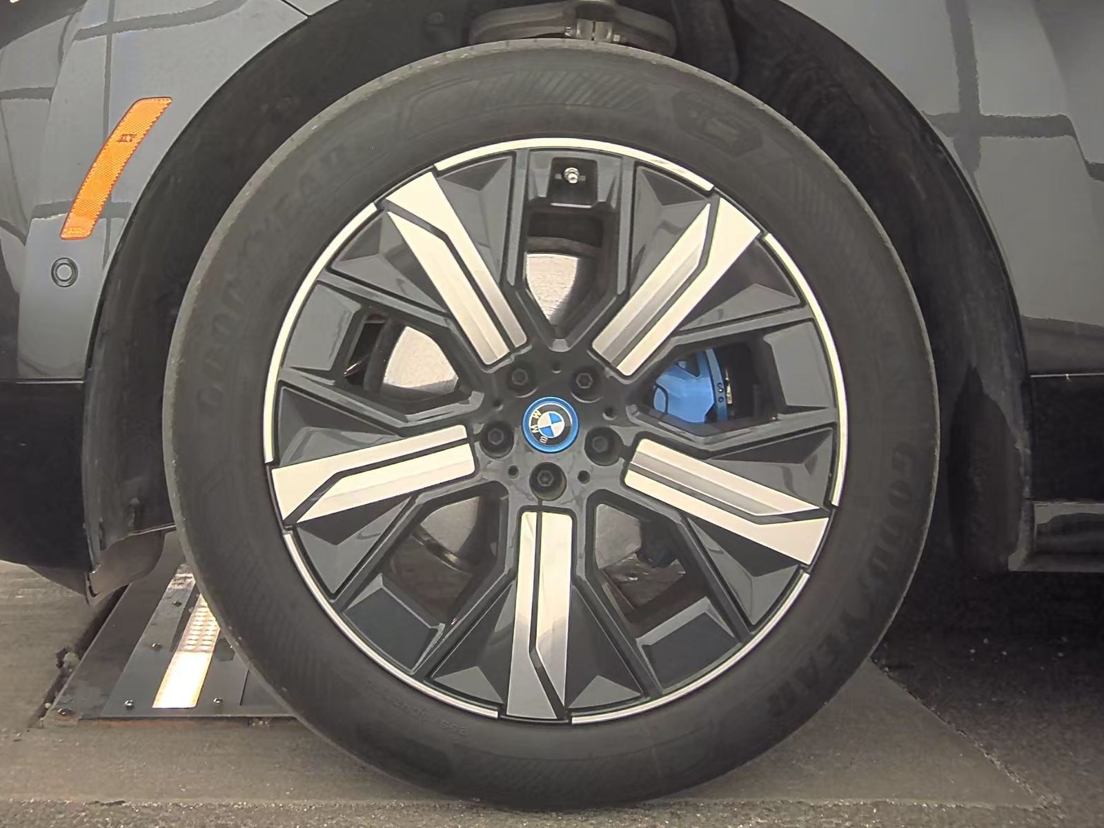 2023 BMW iX xDrive50 AWD