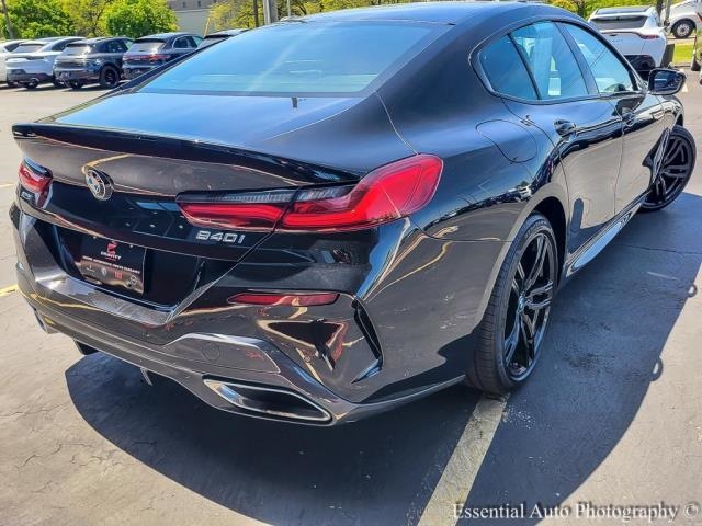 2022 BMW 8 Series 840i xDrive AWD
