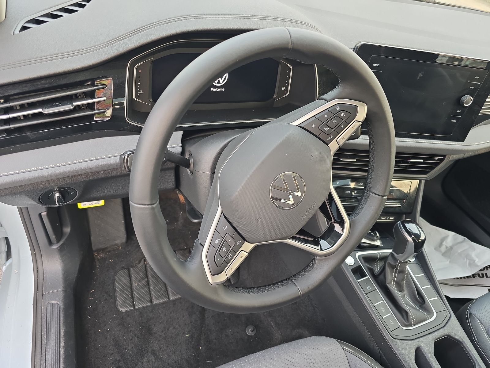 2025 Volkswagen Jetta 1.5T SEL FWD