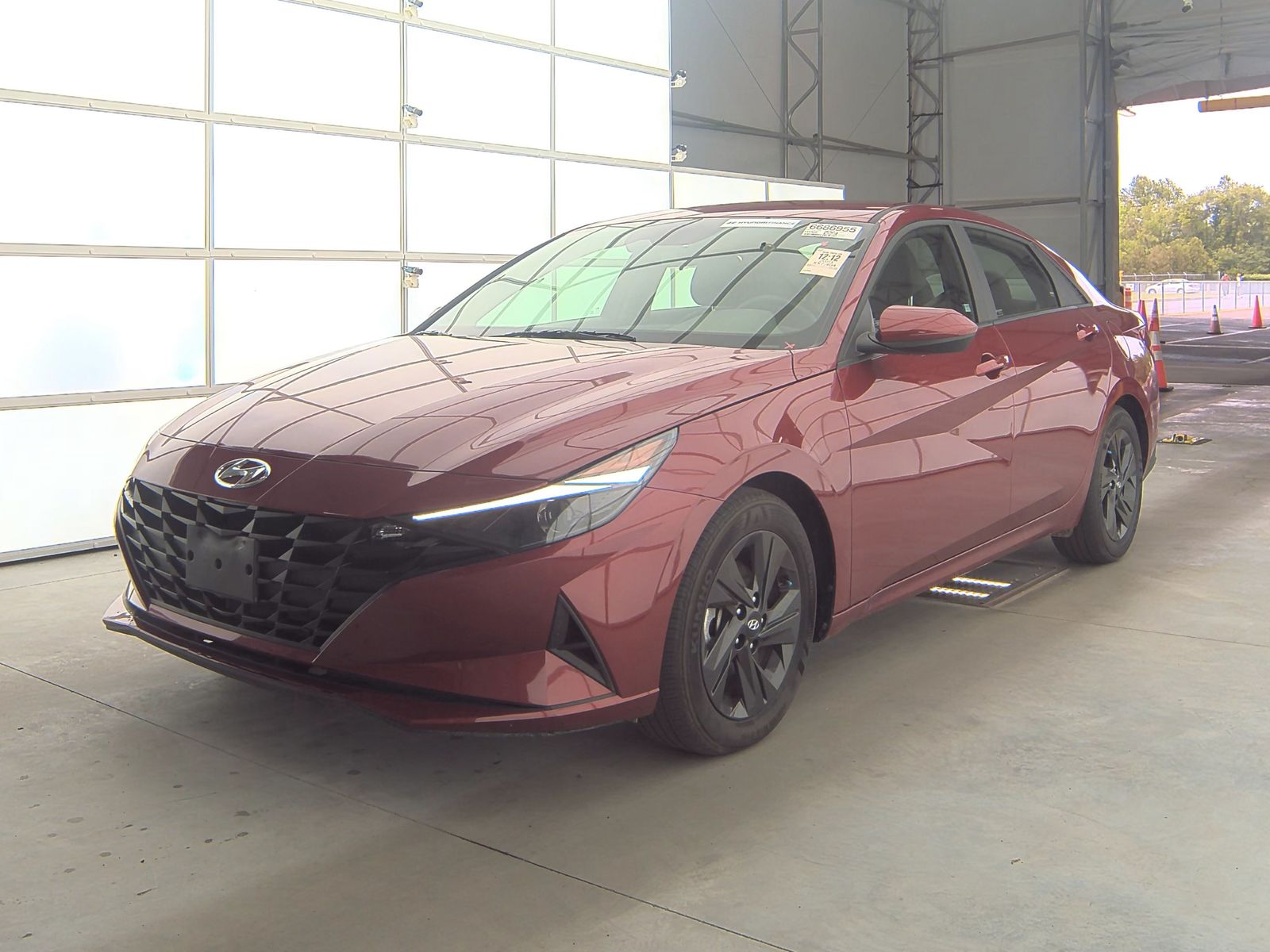 2023 Hyundai Elantra SEL FWD