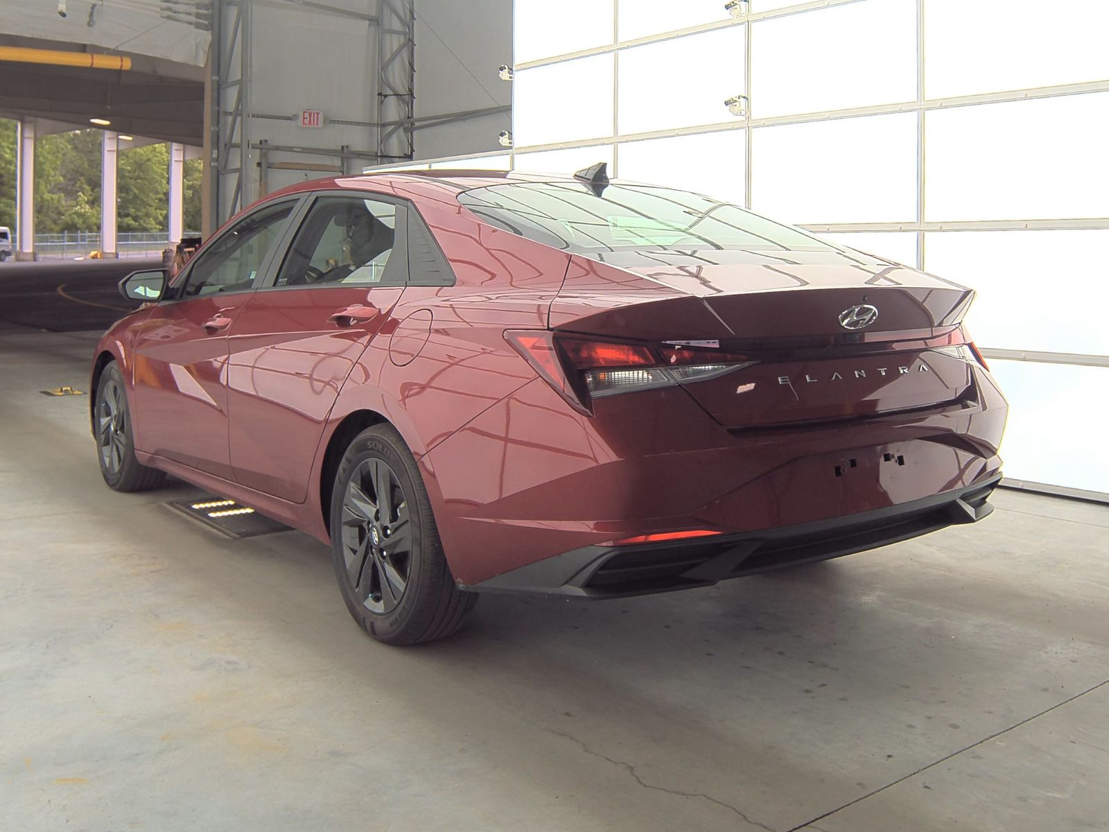 2023 Hyundai Elantra SEL FWD