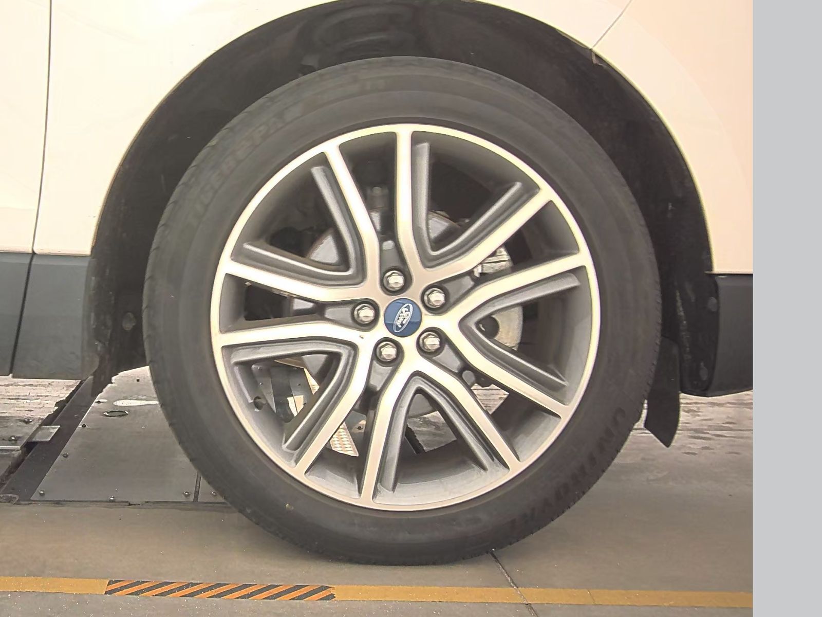 2019 Ford Edge Titanium FWD
